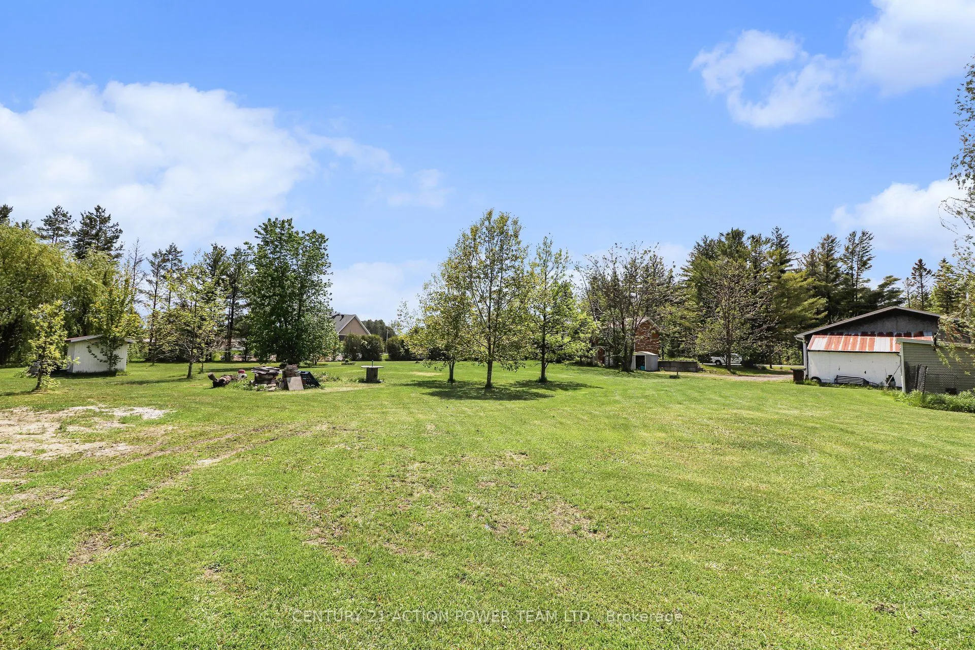 579 Montee Lajeunesse Road
