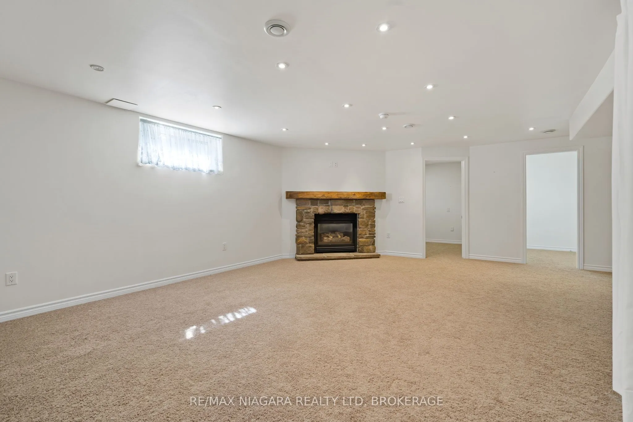 2487 WALKER Court