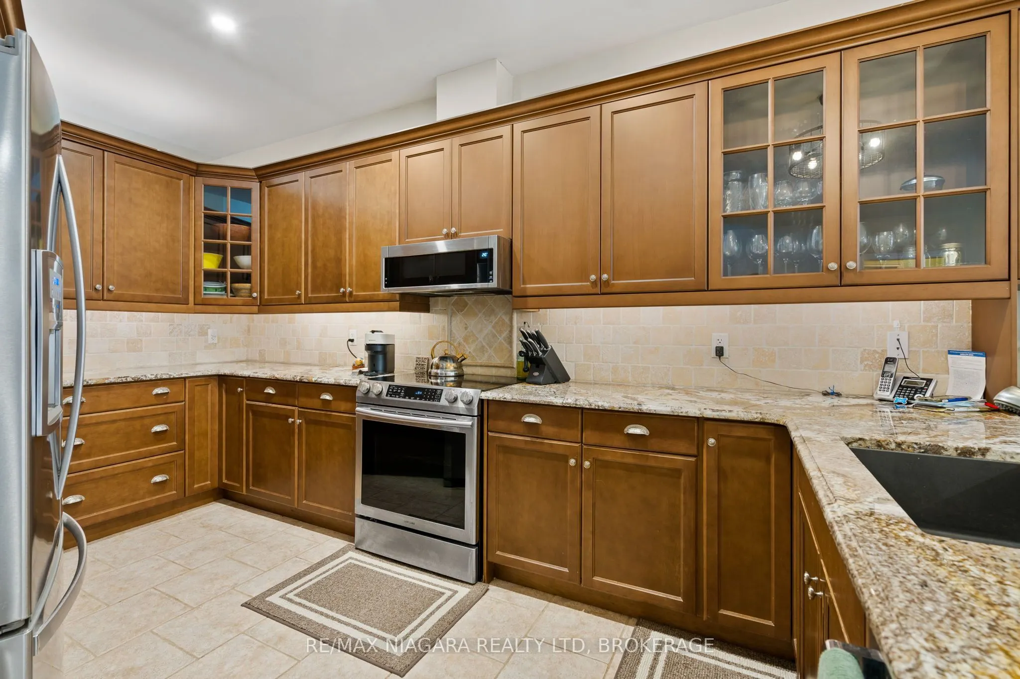 2487 WALKER Court