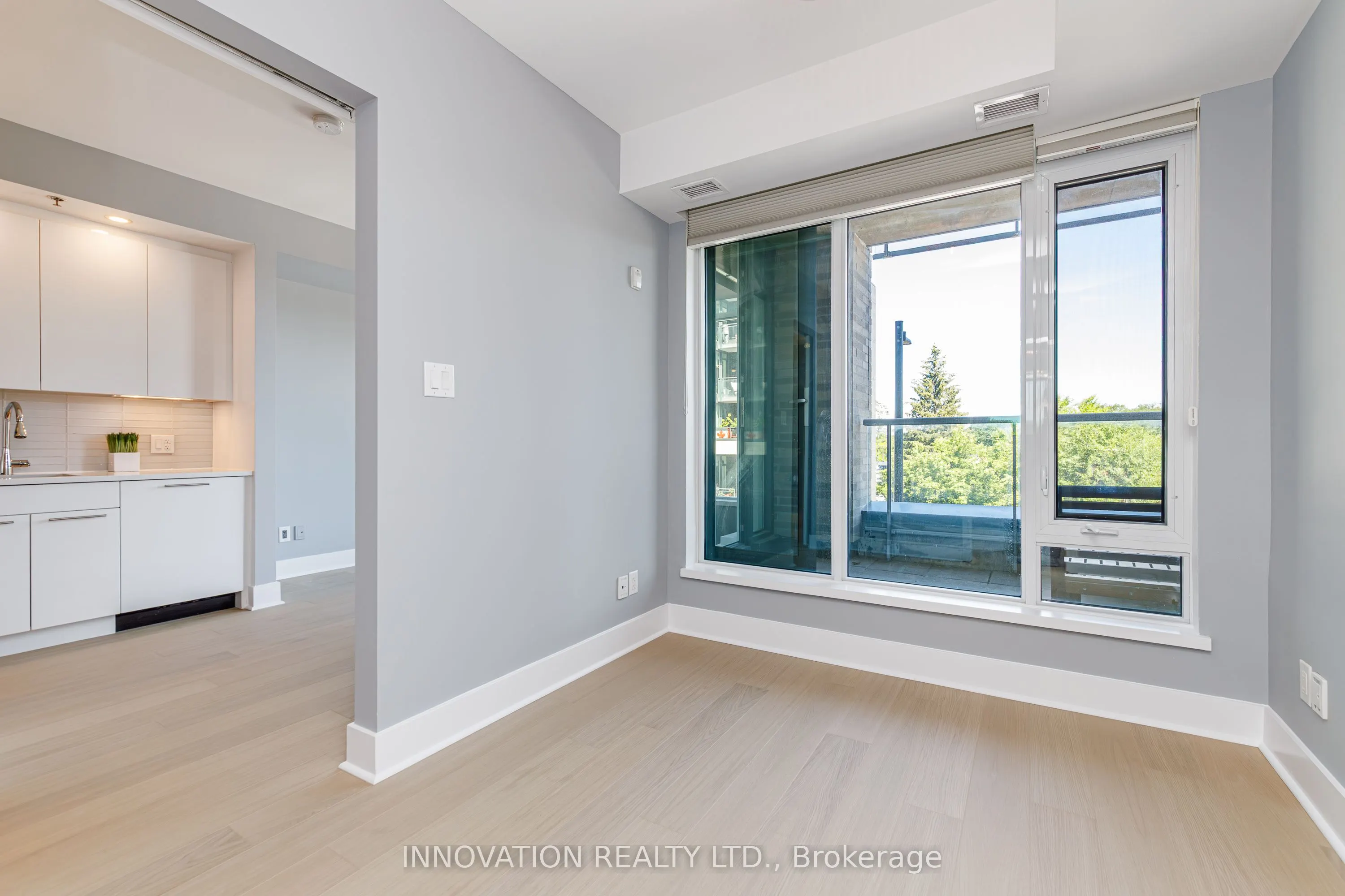 88 RICHMOND Road #209