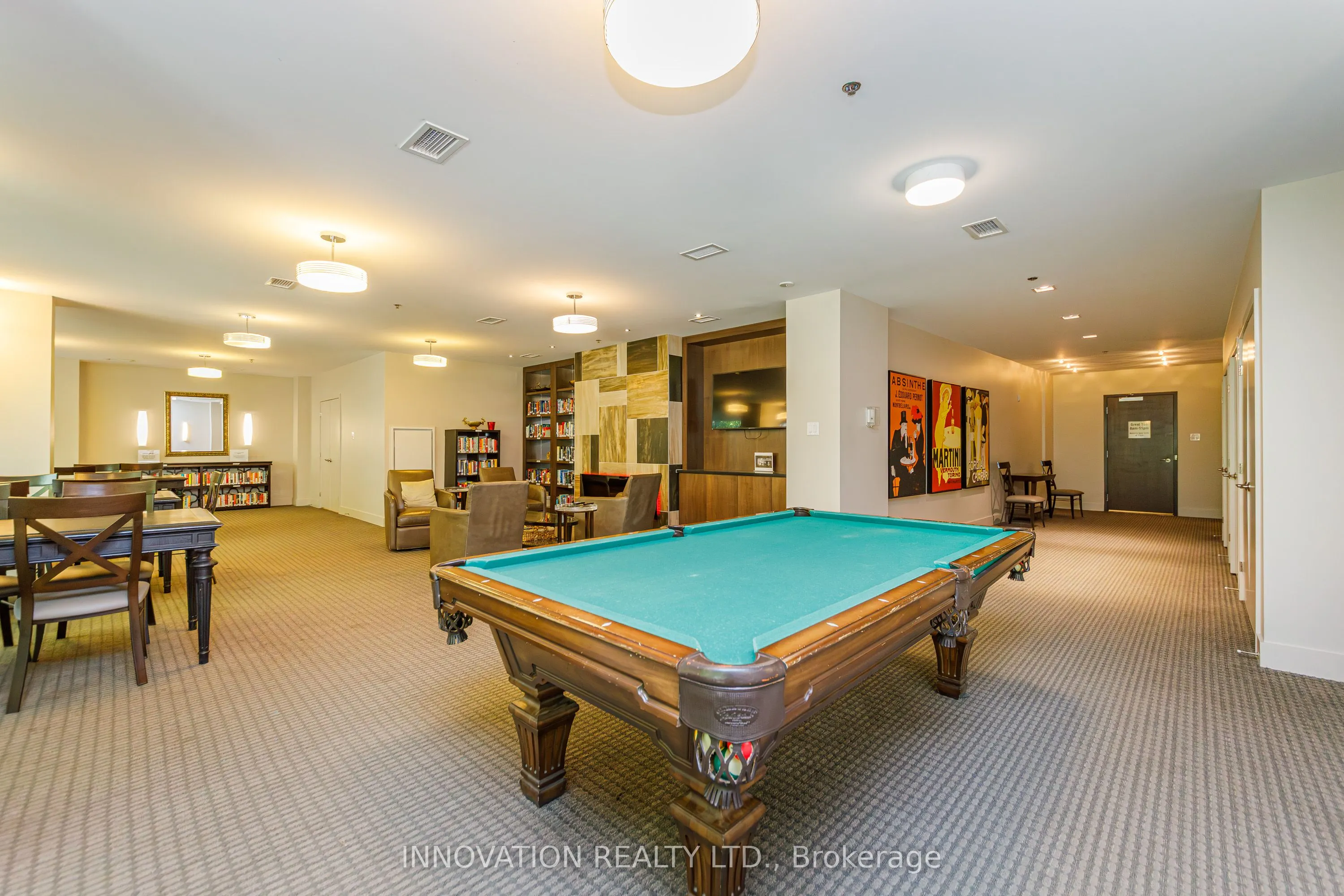 88 RICHMOND Road #209