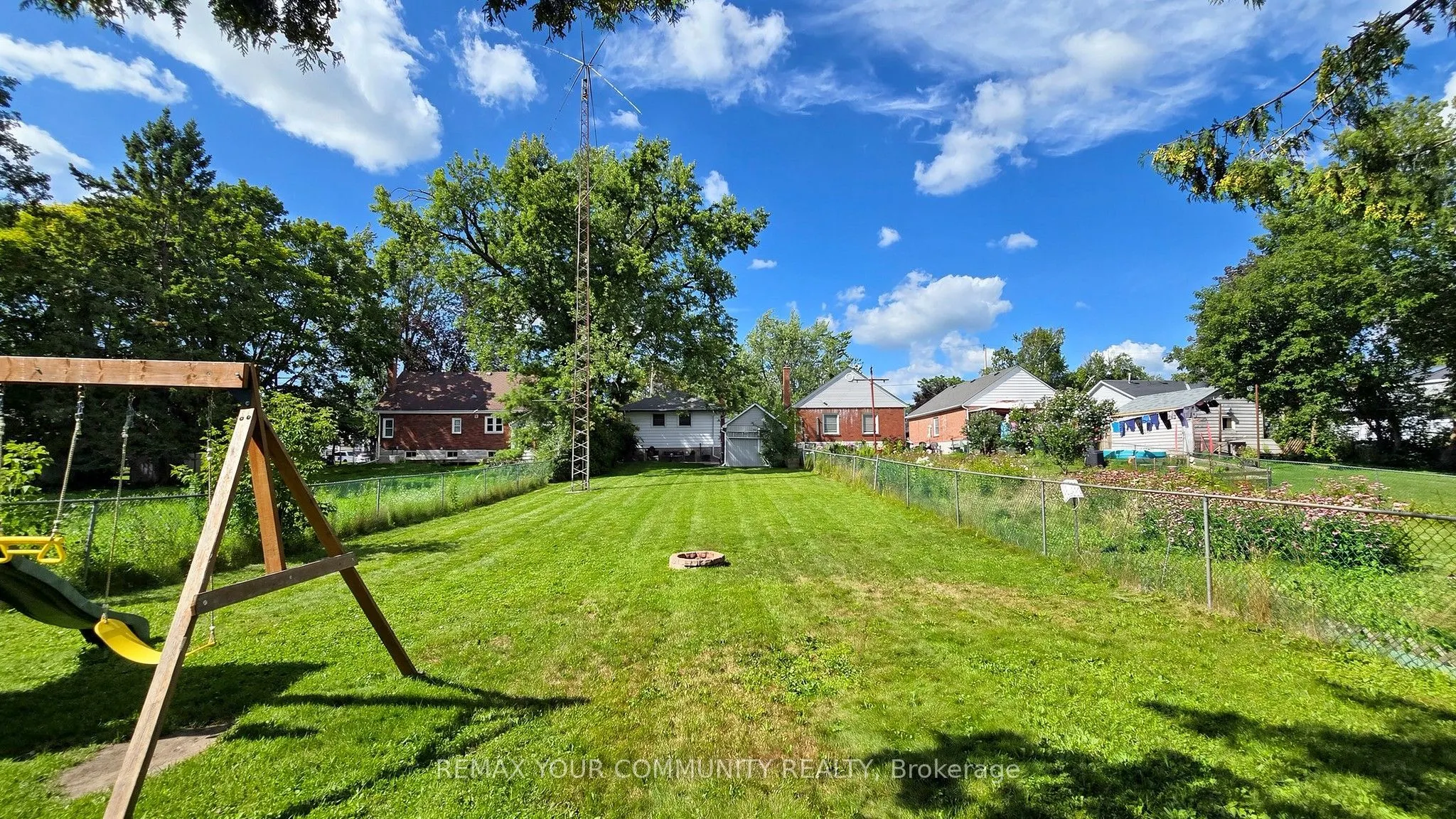 675 Lundys Lane