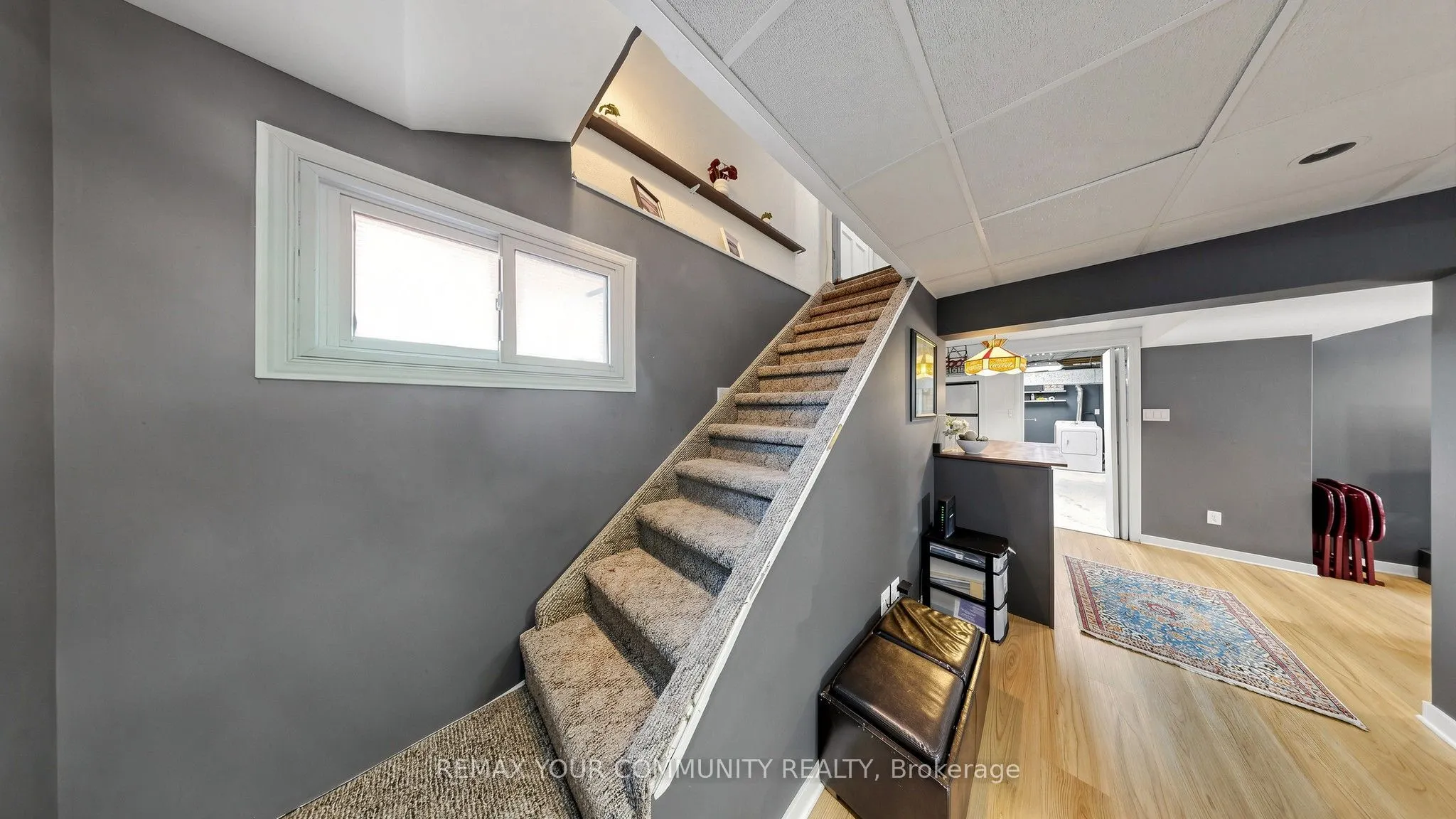 675 Lundys Lane