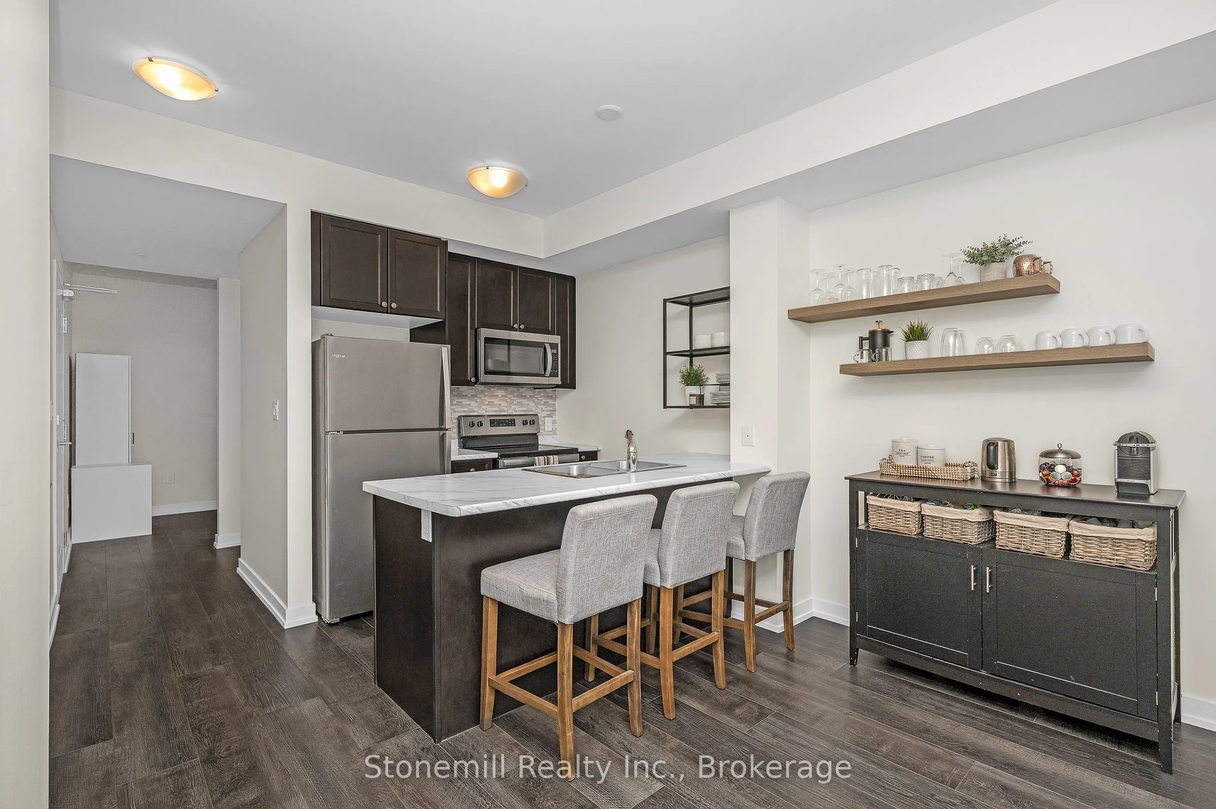 450 Dundas Street E #701
