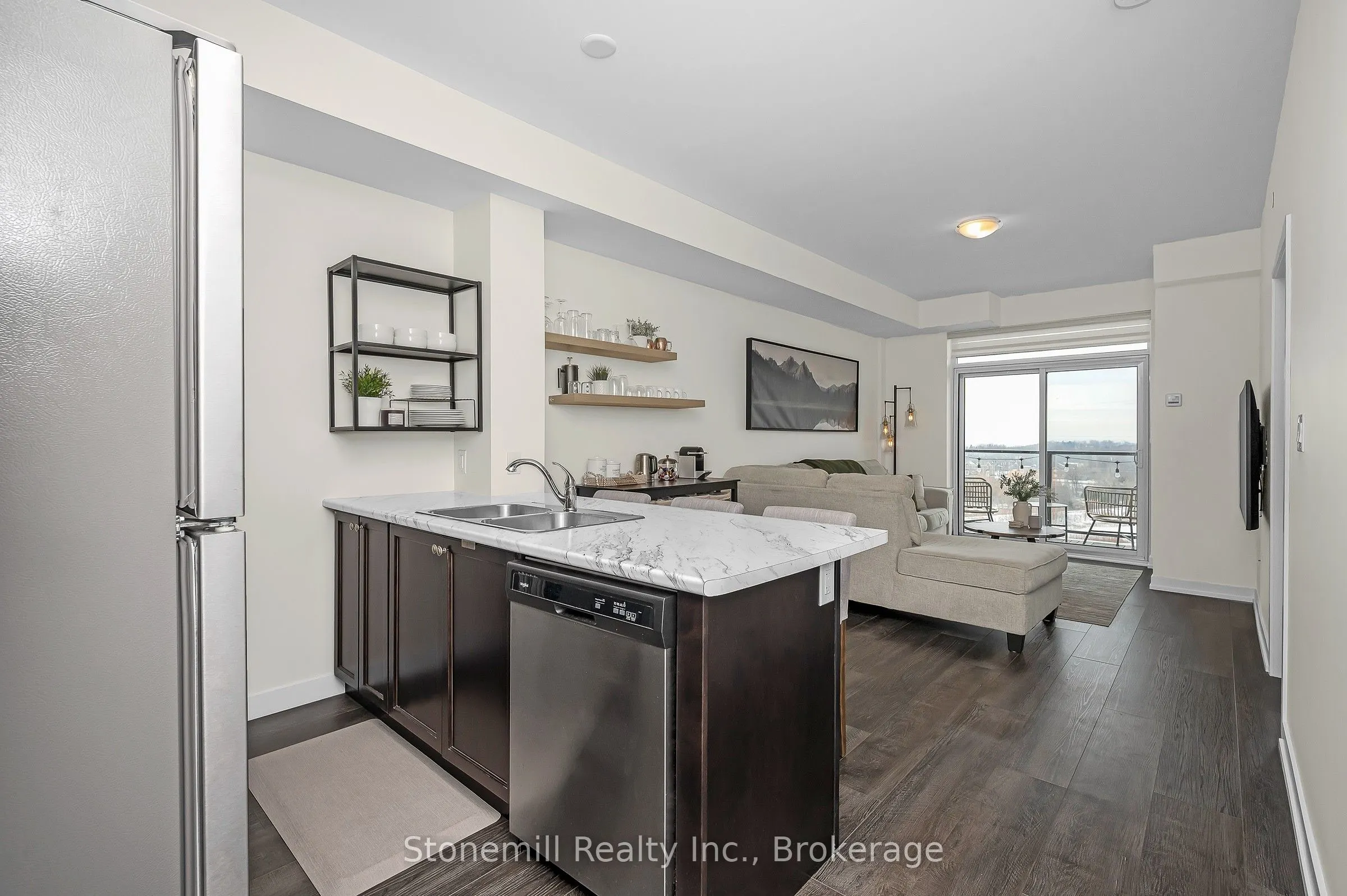450 Dundas Street E #701