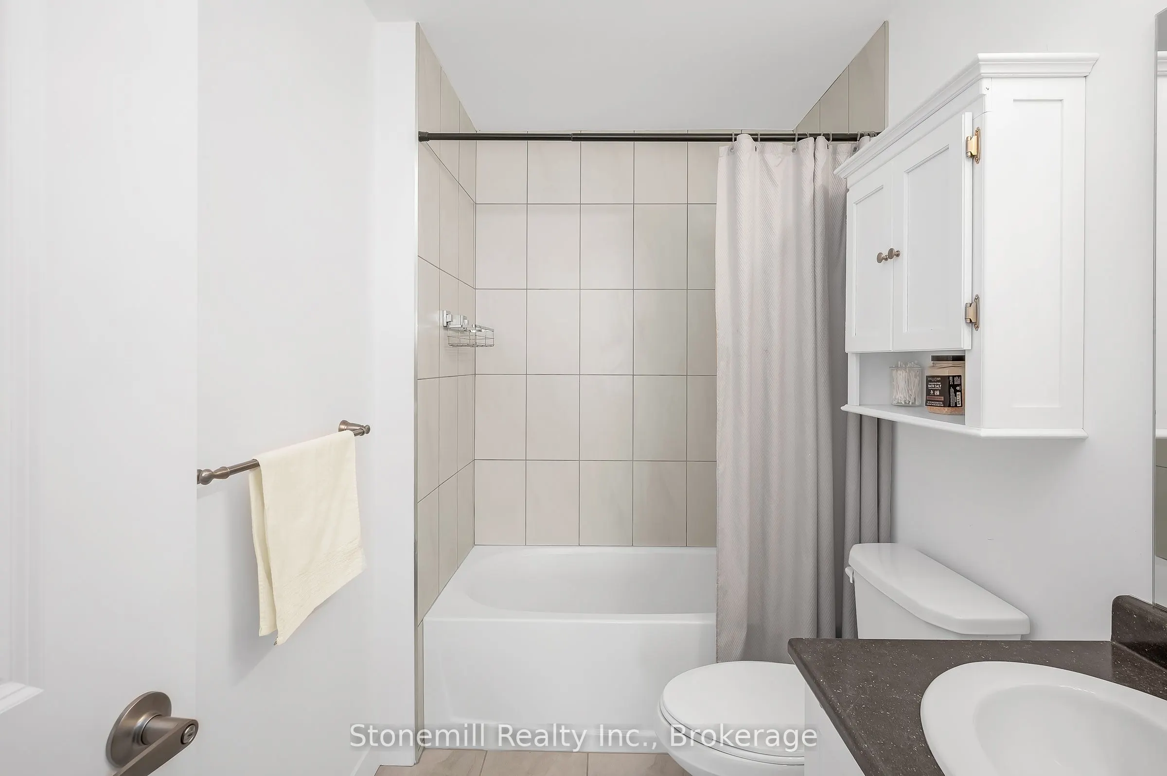 450 Dundas Street E #701