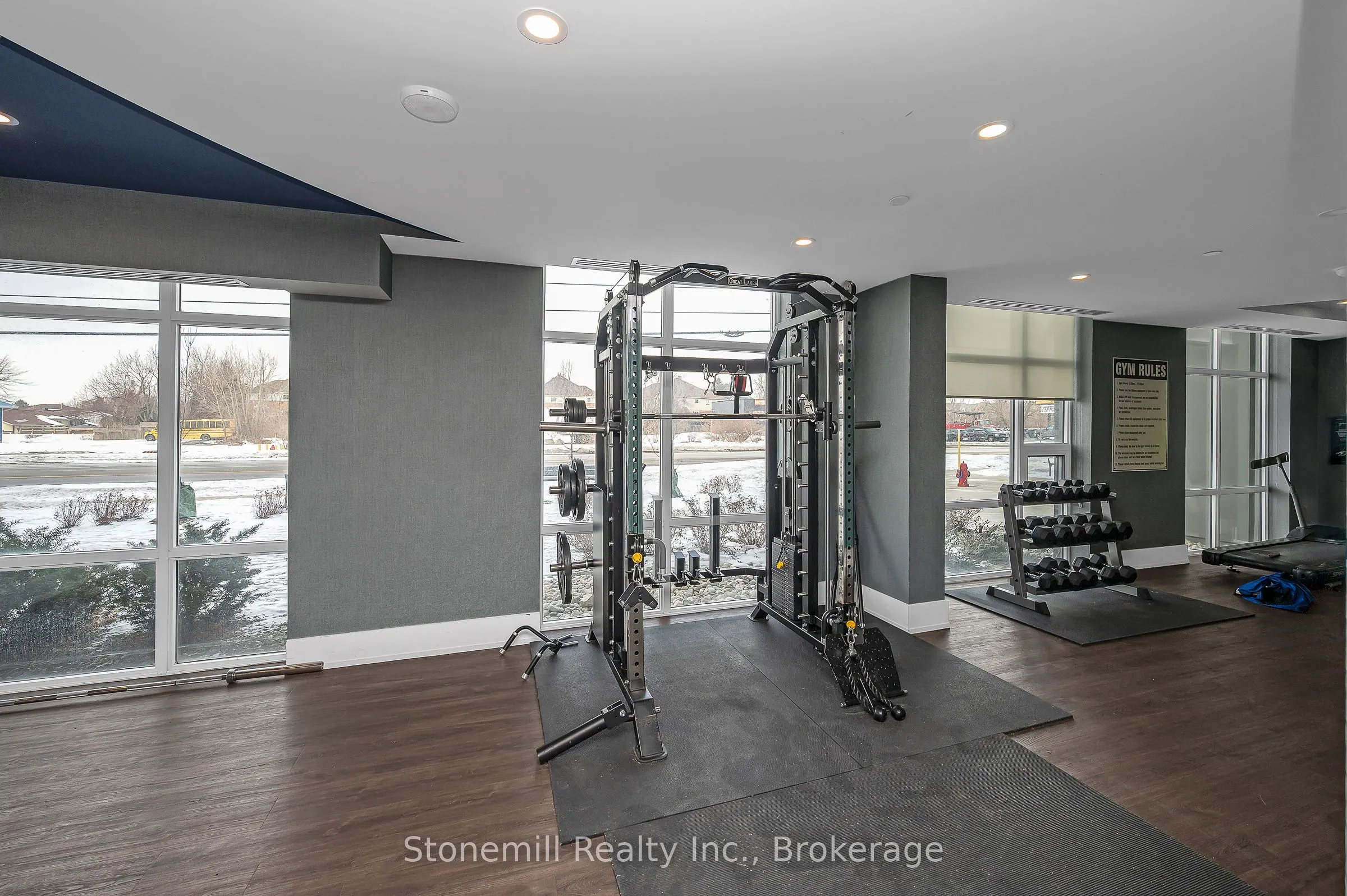 450 Dundas Street E #701