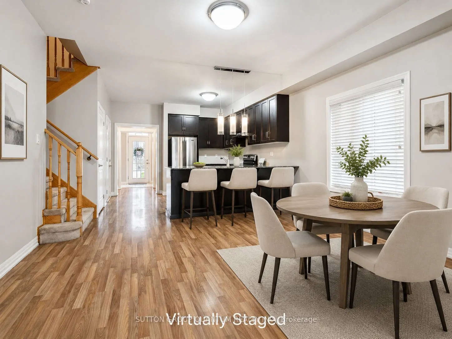 86 Angela Crescent