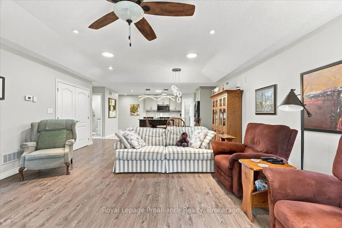 73 Dorchester Drive
