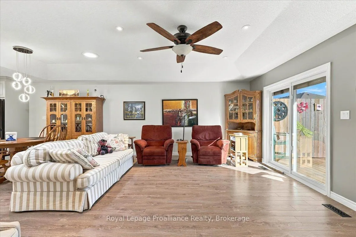 73 Dorchester Drive