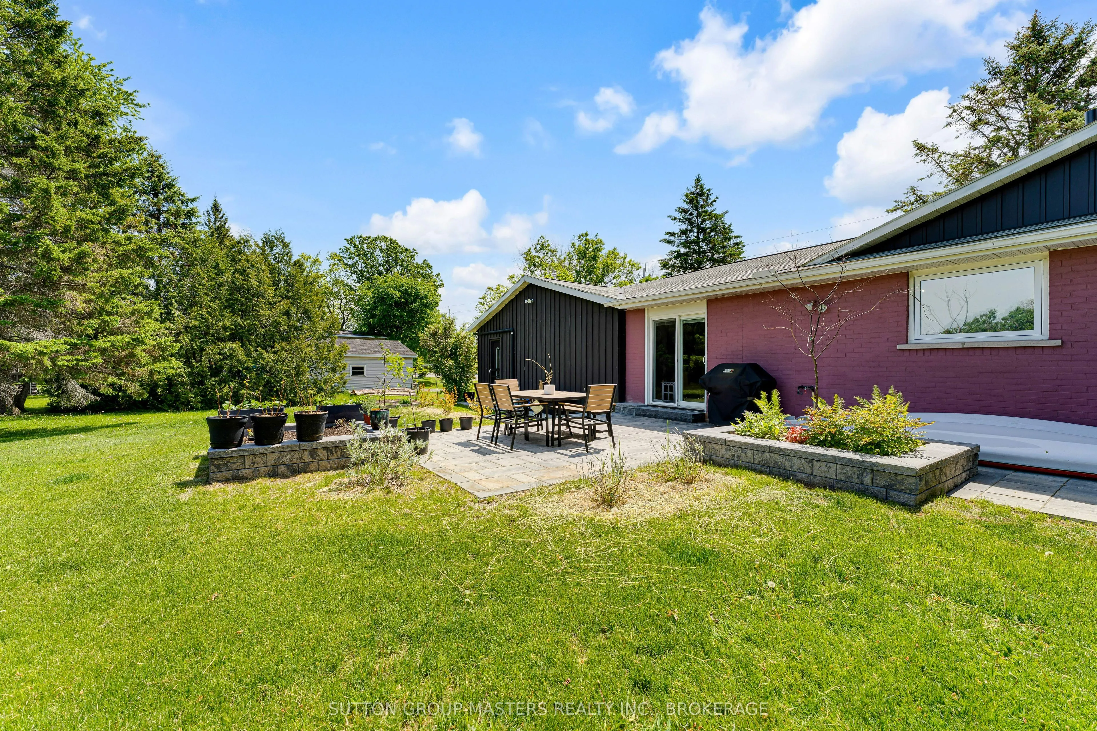 2025 Cole Hill Road