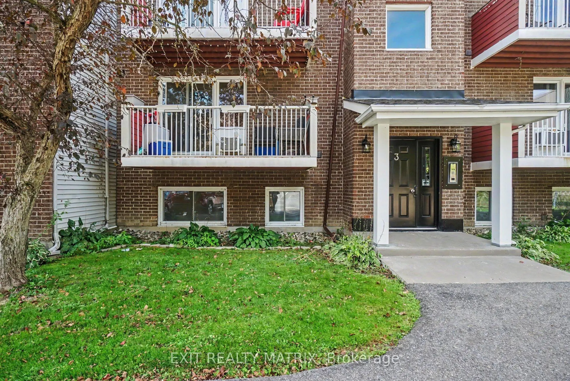 1589 St. Bernard Street #302