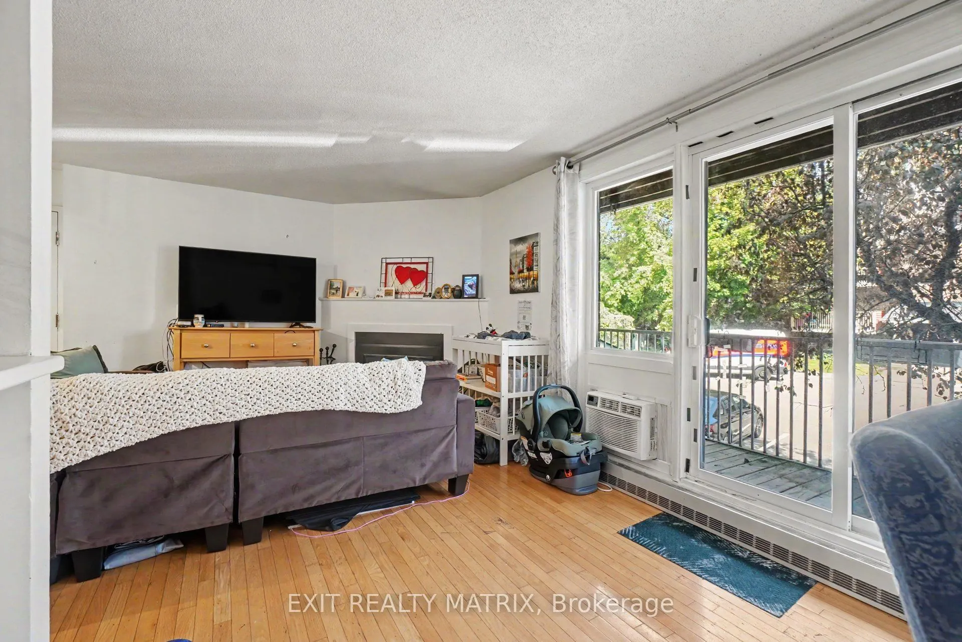 1589 St. Bernard Street #302