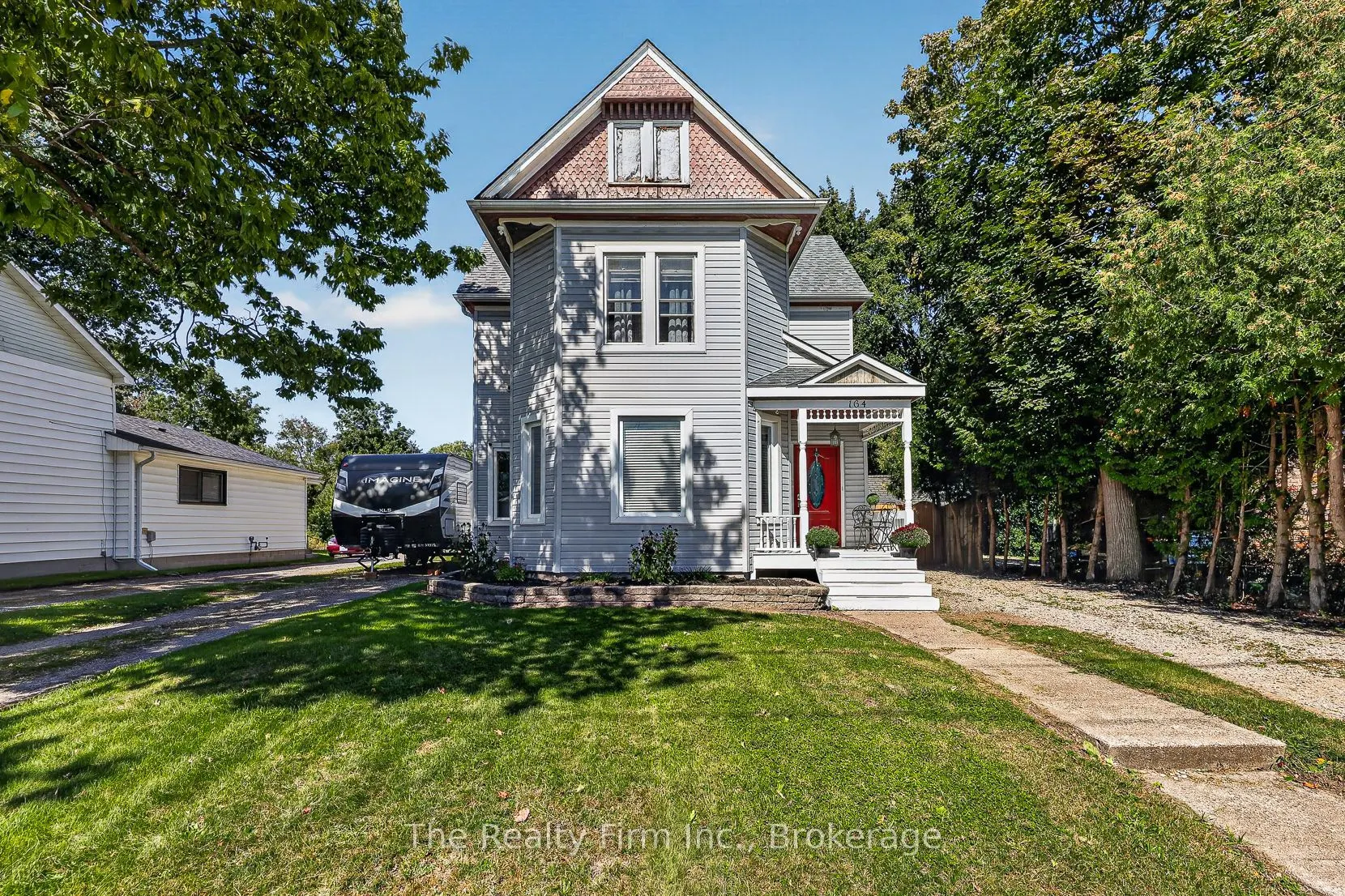164 Victoria Street
