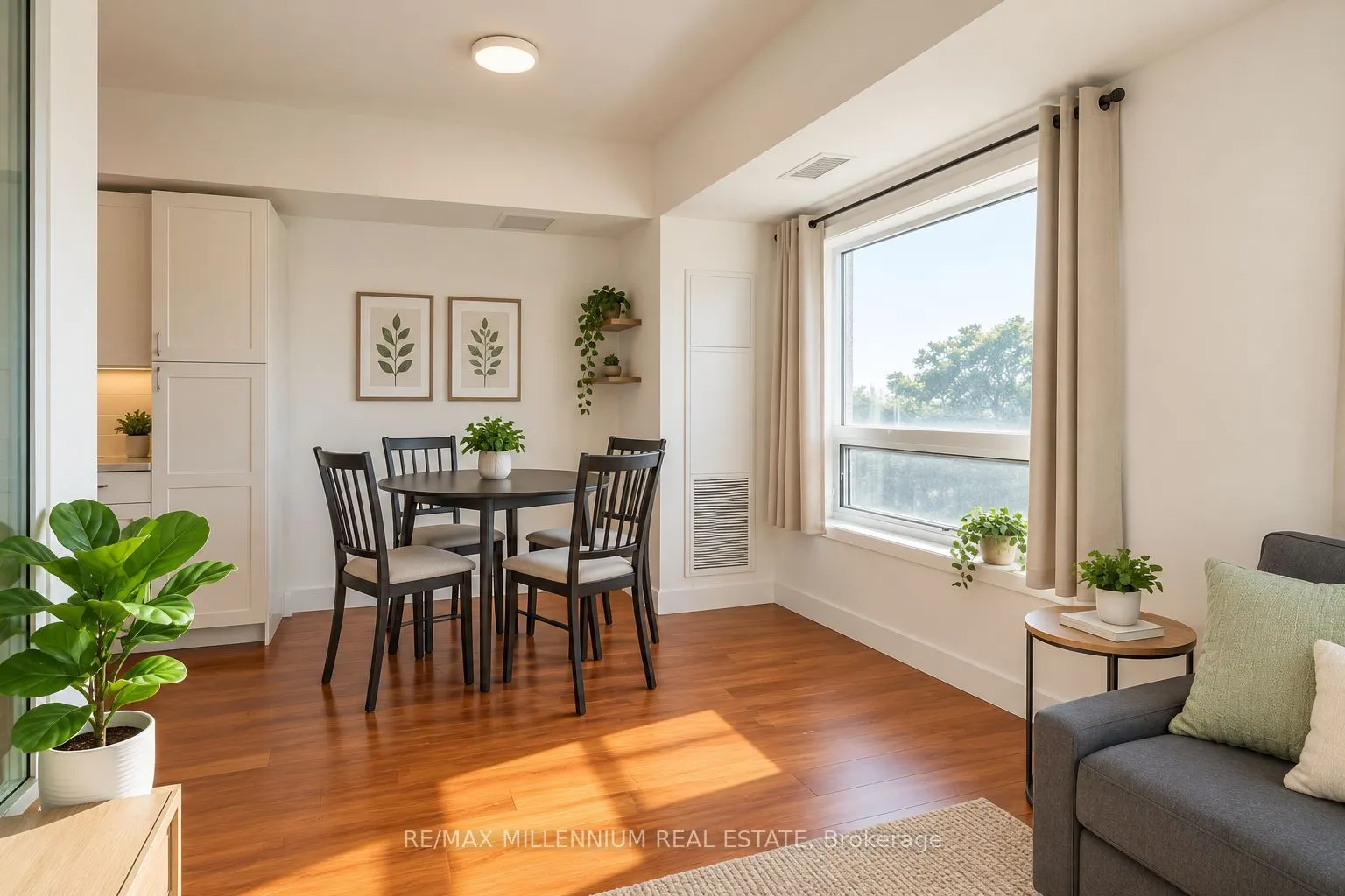 1 Wellington Street #307