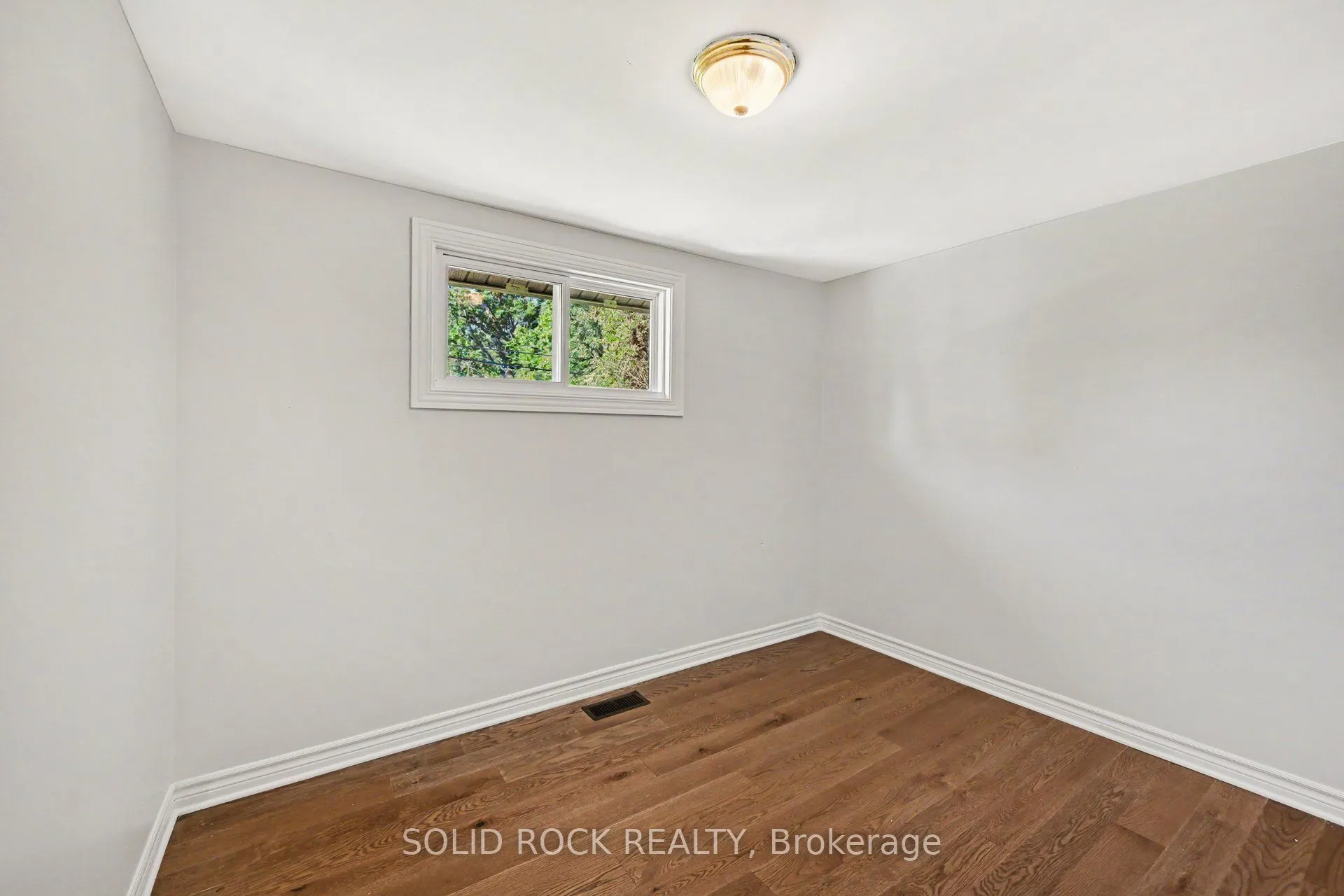 236 Campbell Drive N
