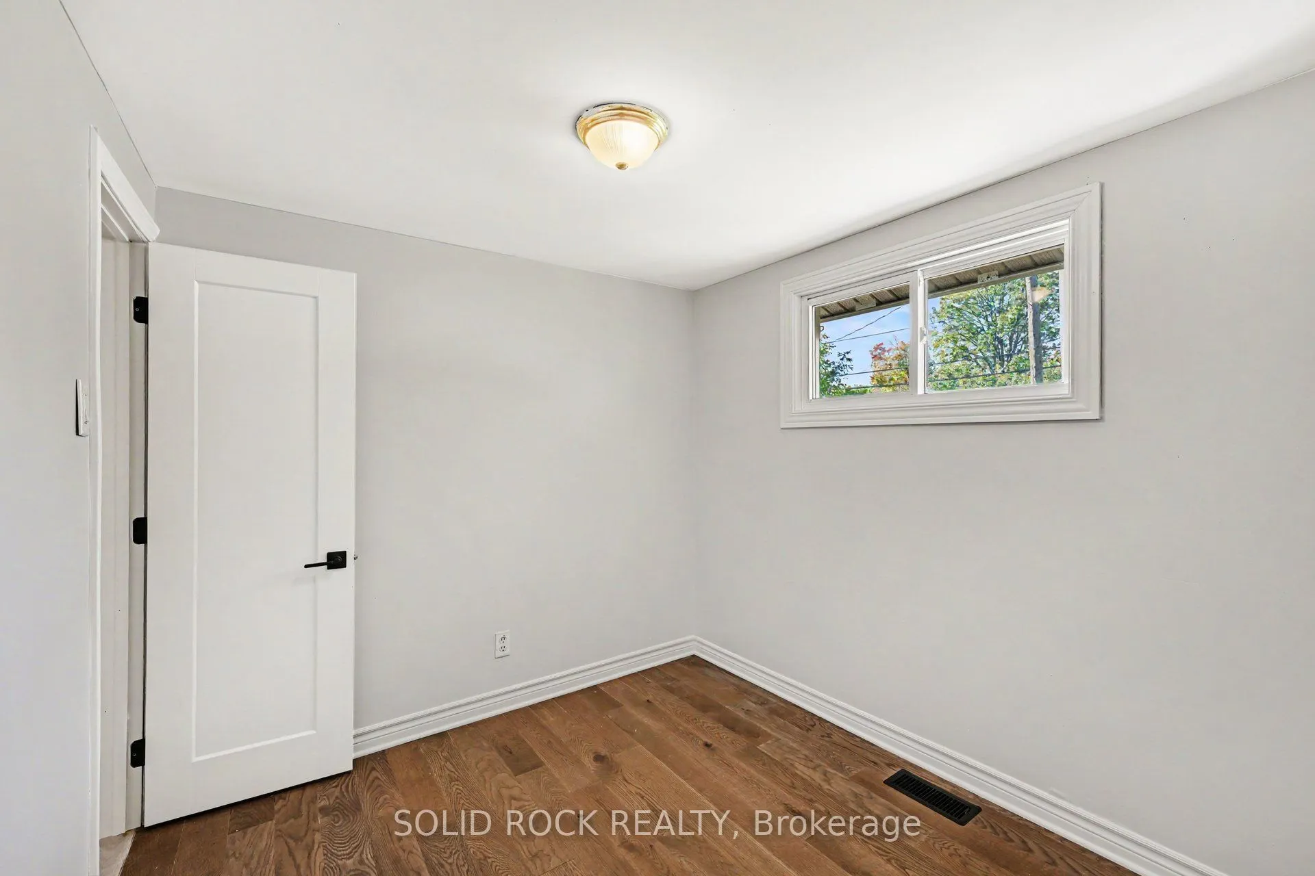 236 Campbell Drive N