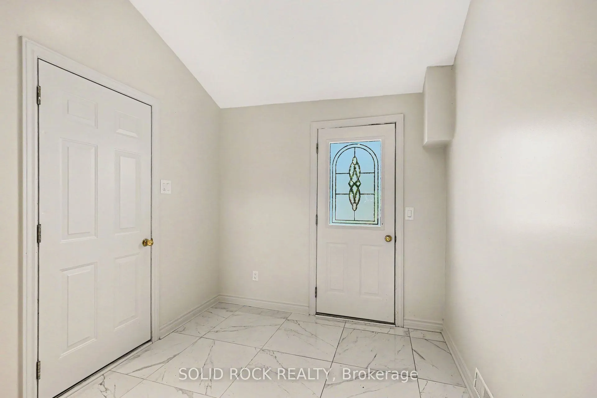 236 Campbell Drive N