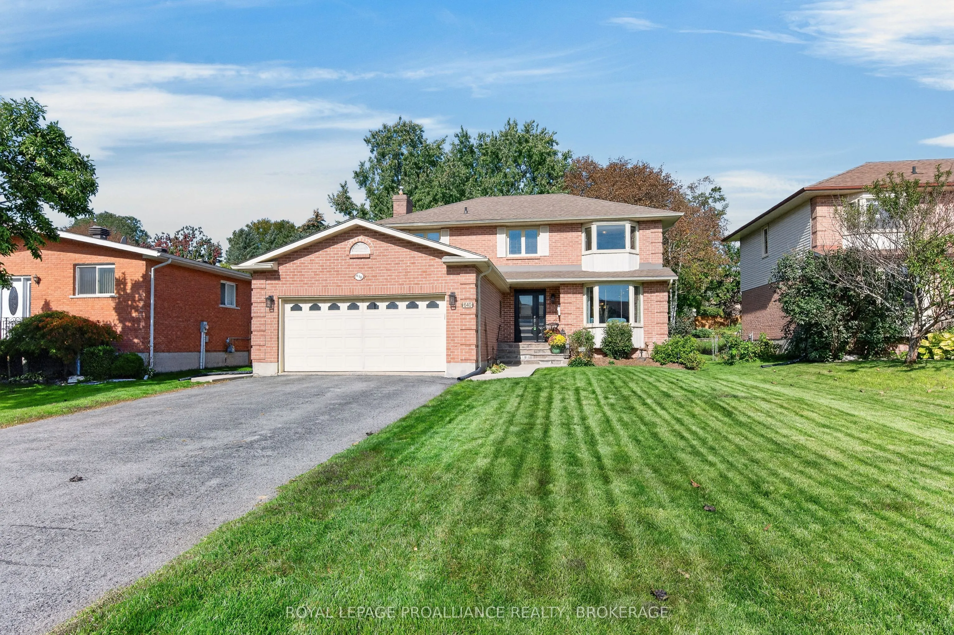 640 Braeside Crescent