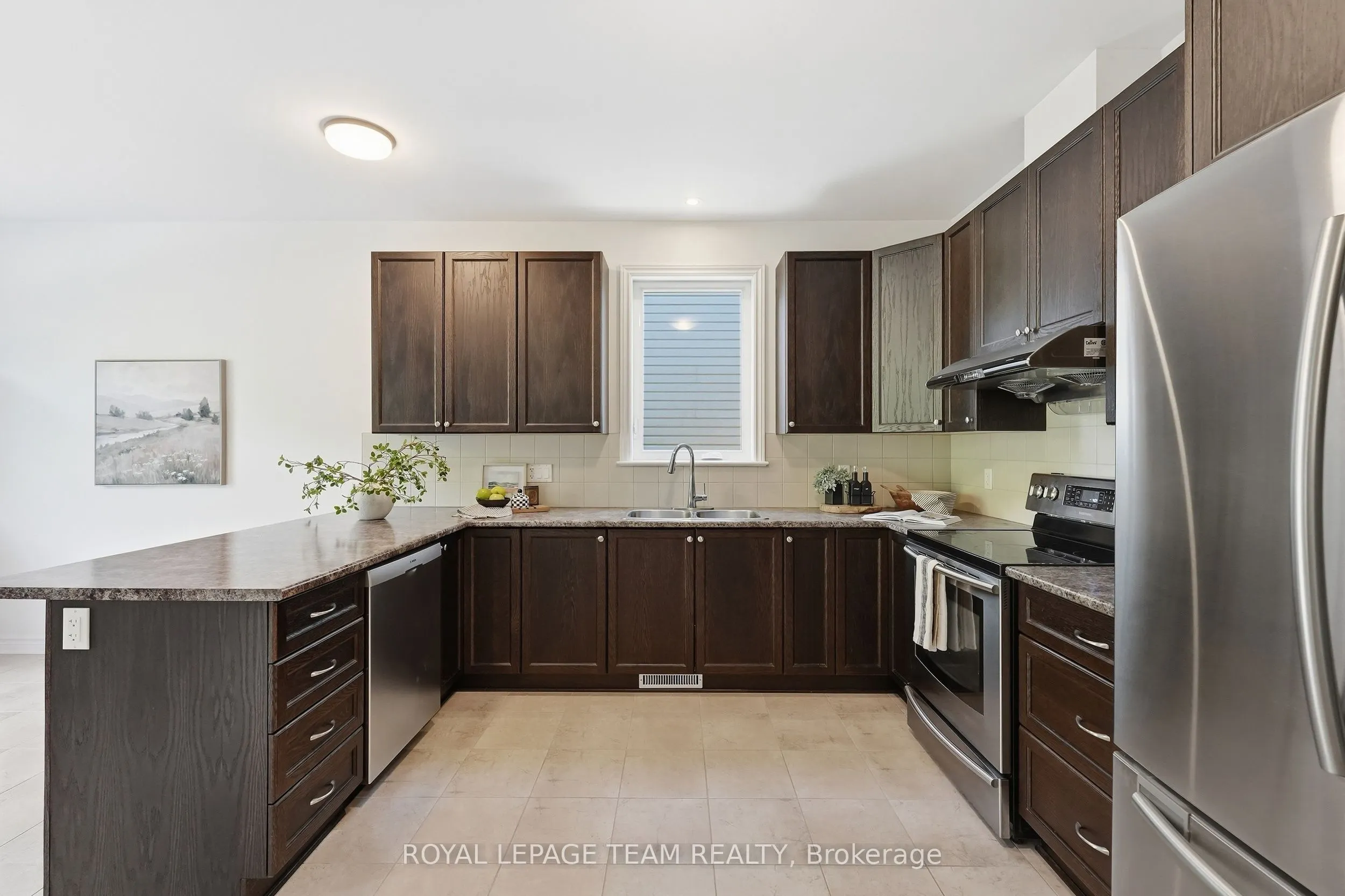 708 Eagle Crest Heights