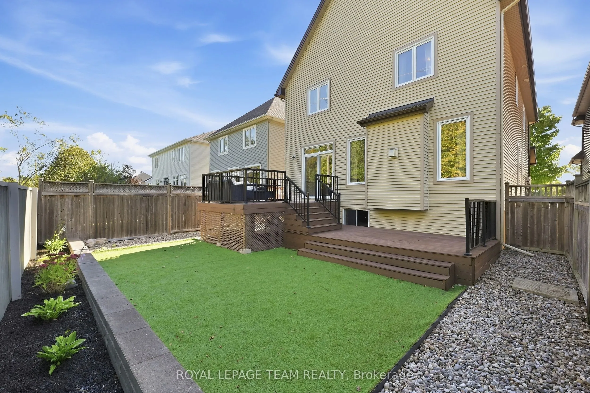 708 Eagle Crest Heights