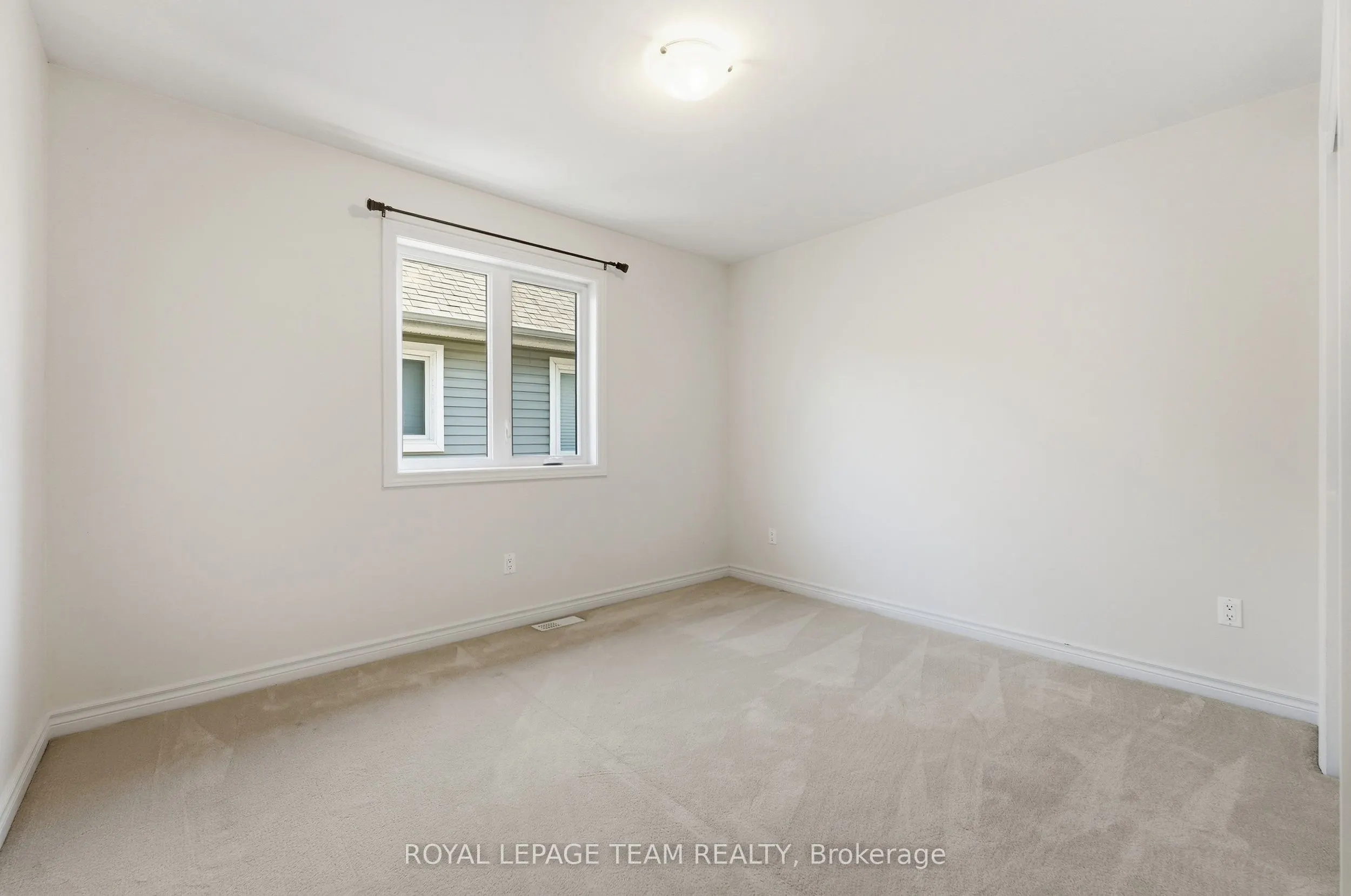708 Eagle Crest Heights