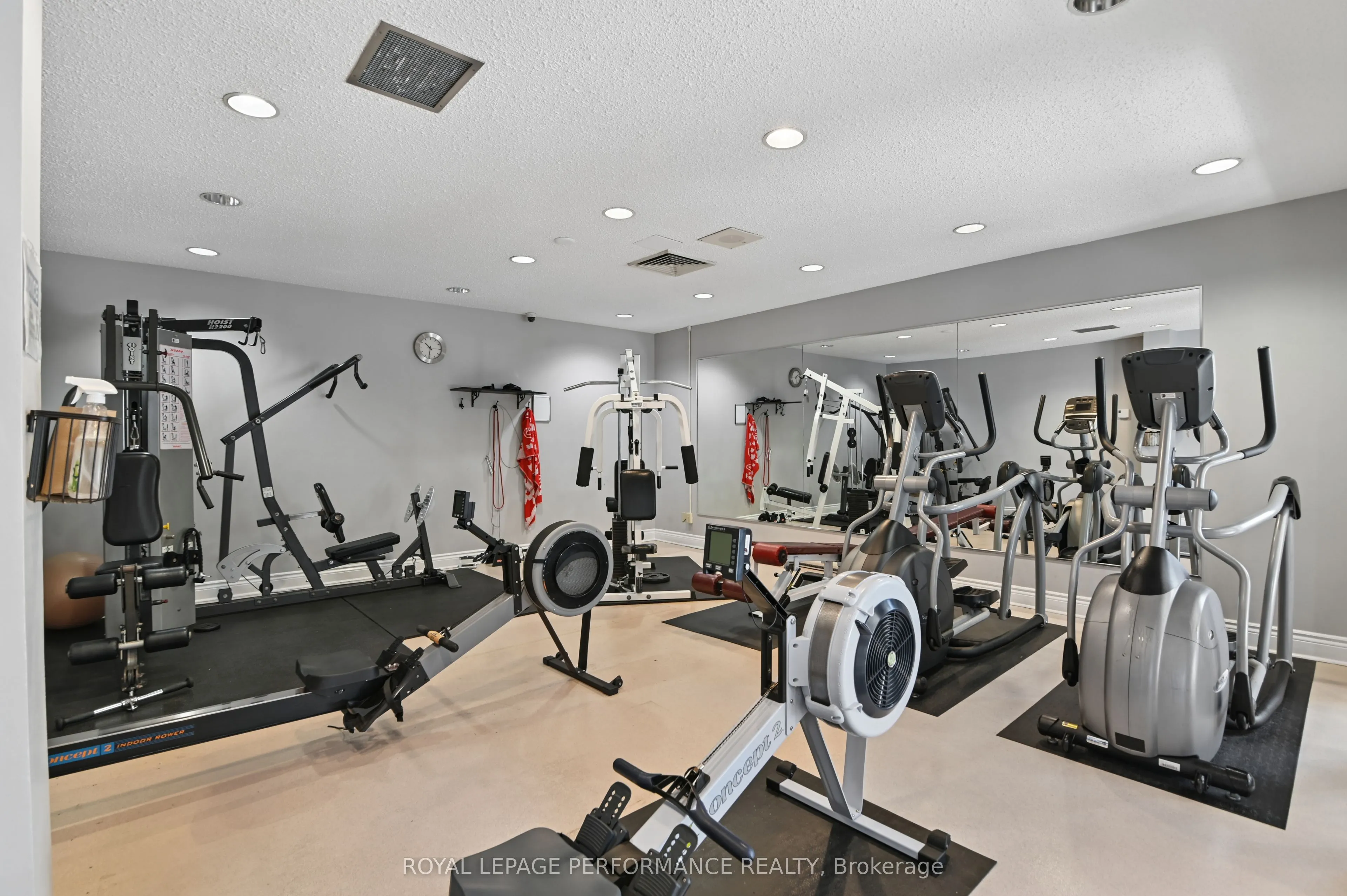 530 Laurier Avenue W #2006