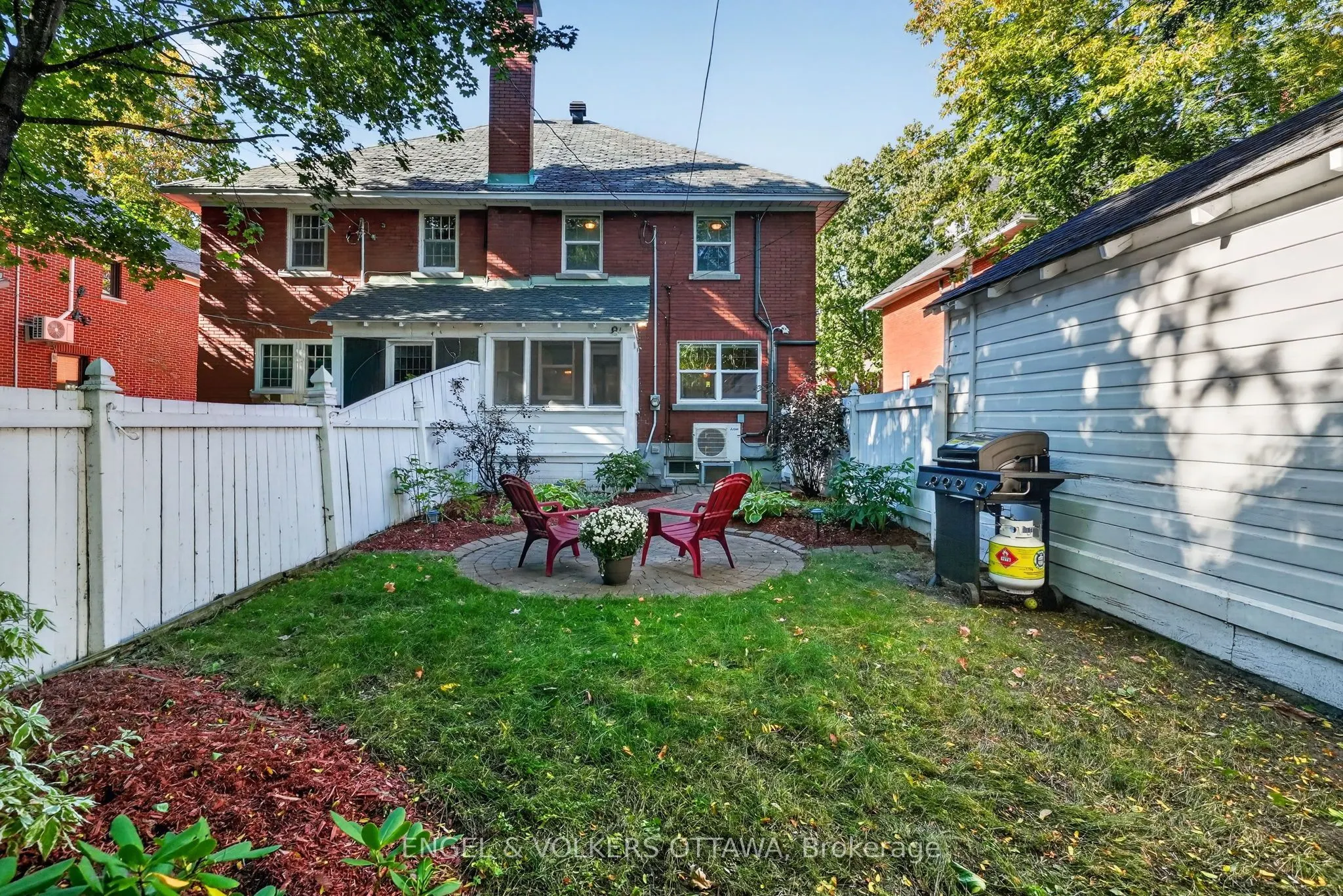 122 Renfrew Avenue