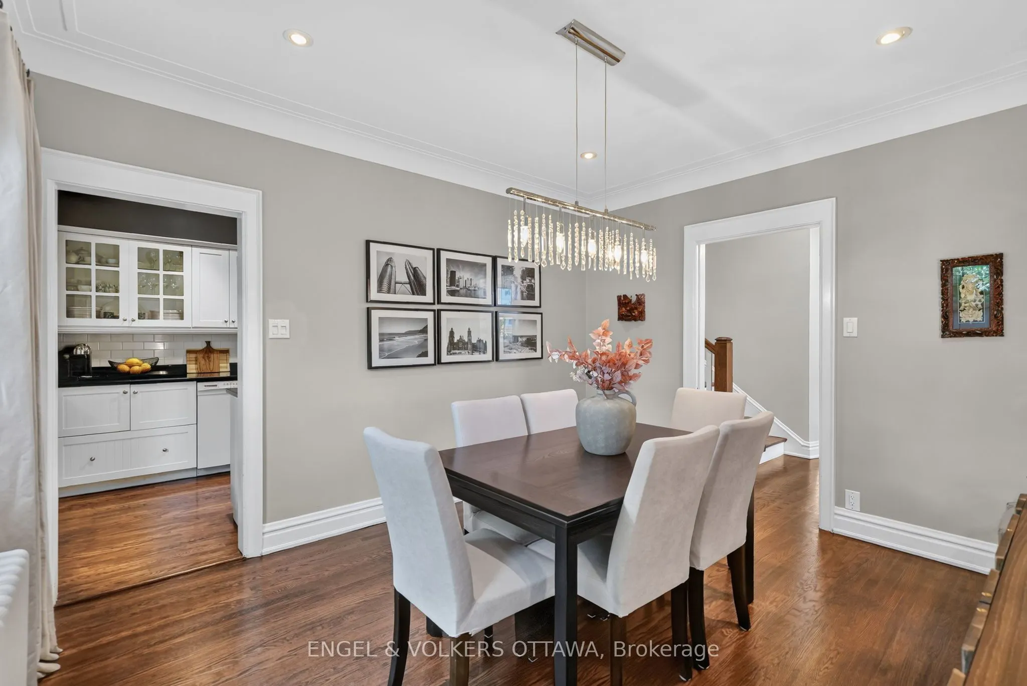122 Renfrew Avenue