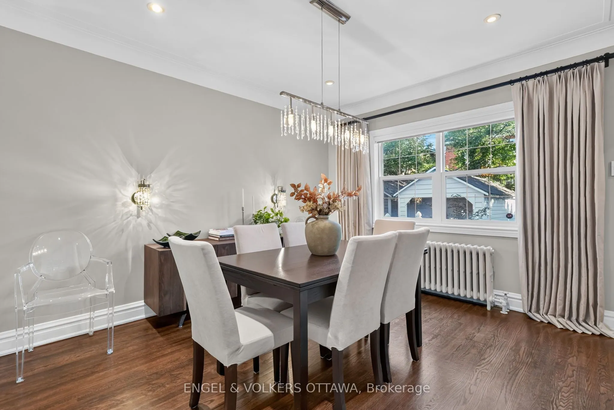 122 Renfrew Avenue