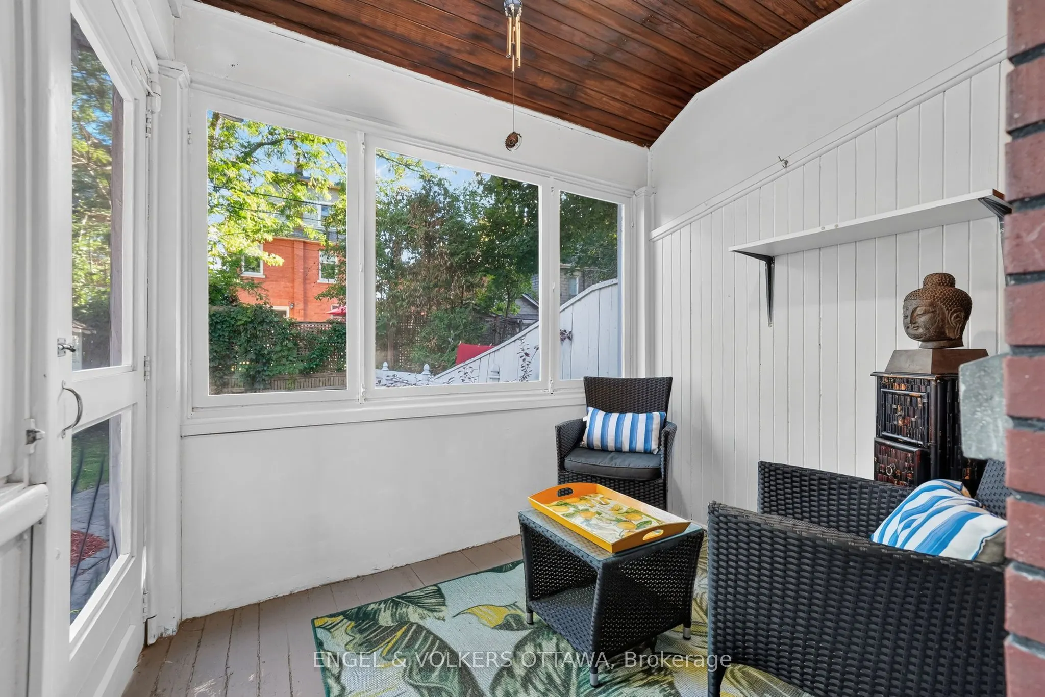 122 Renfrew Avenue