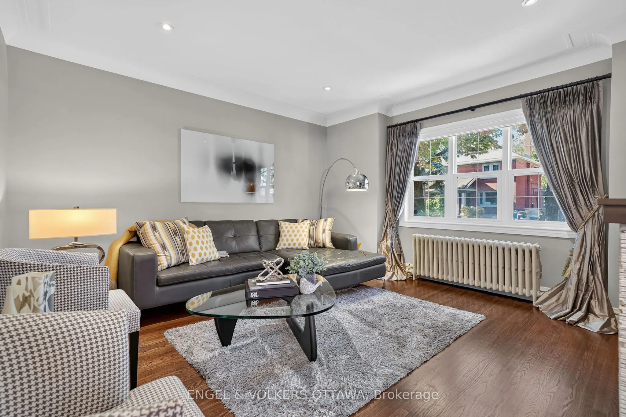 122 Renfrew Avenue