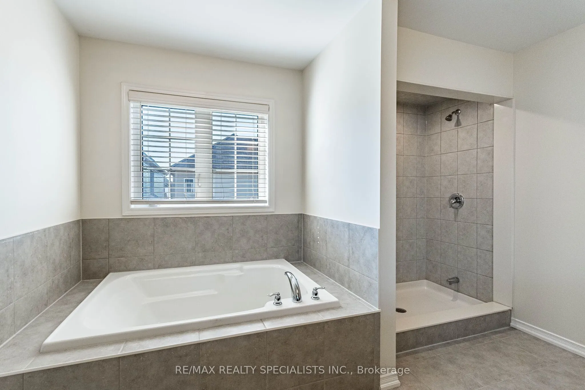 25 Cloy Drive