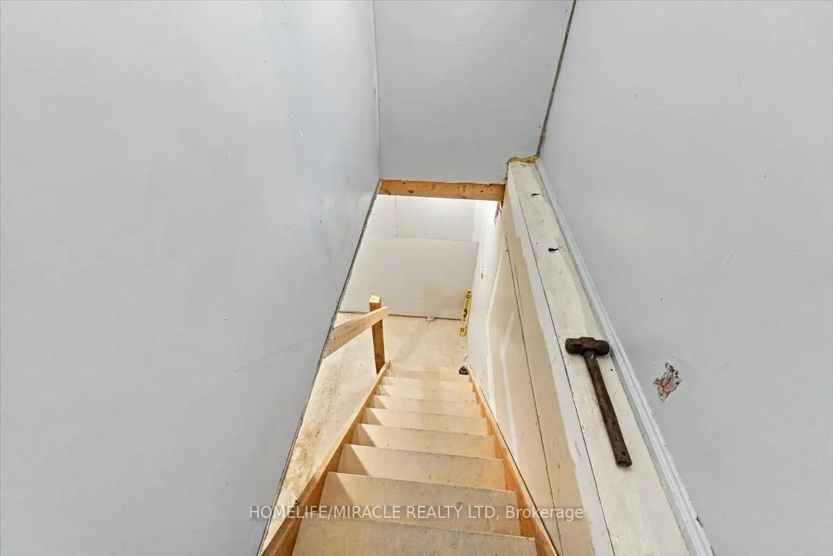 82 Norfolk Avenue