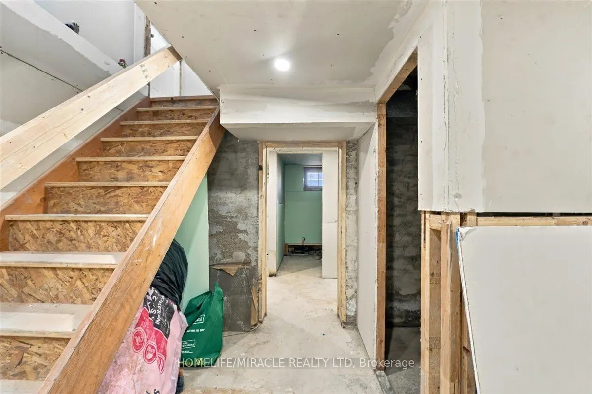 82 Norfolk Avenue