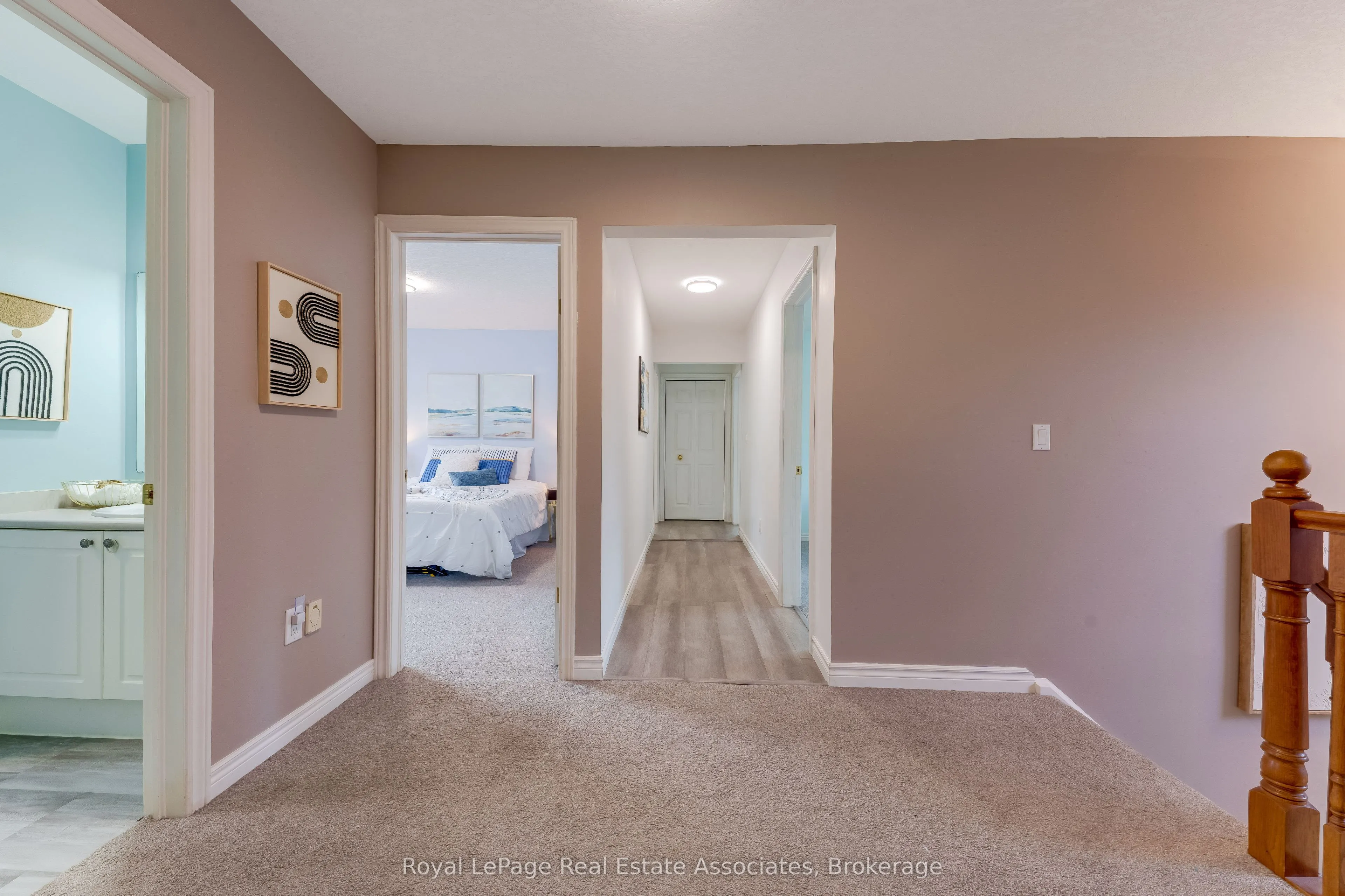 406 Sandy Cove Crescent