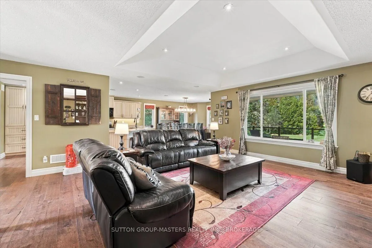 1304 County Road 64