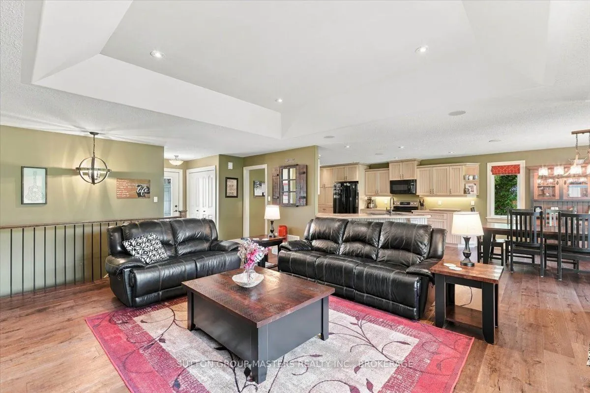 1304 County Road 64