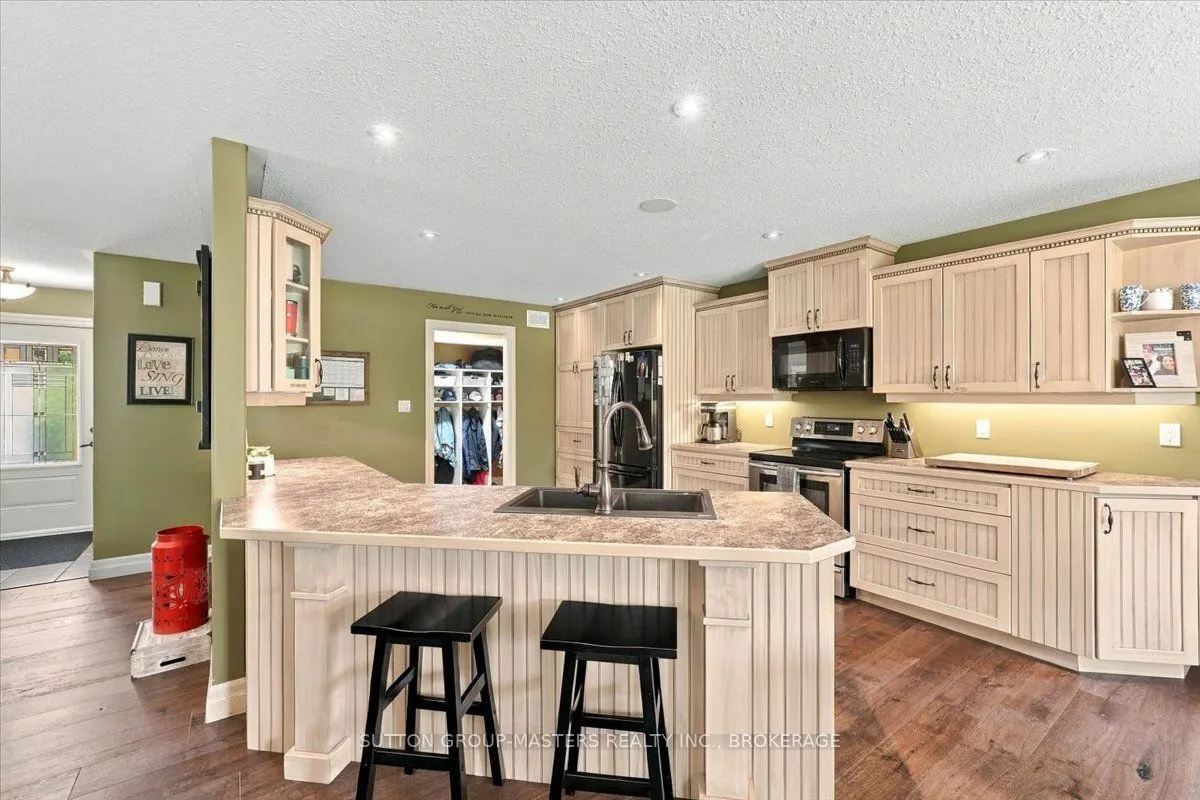 1304 County Road 64
