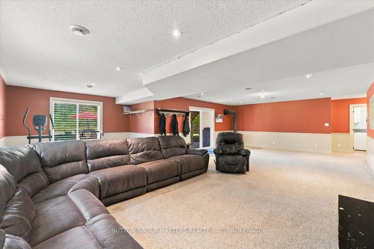 1304 County Road 64