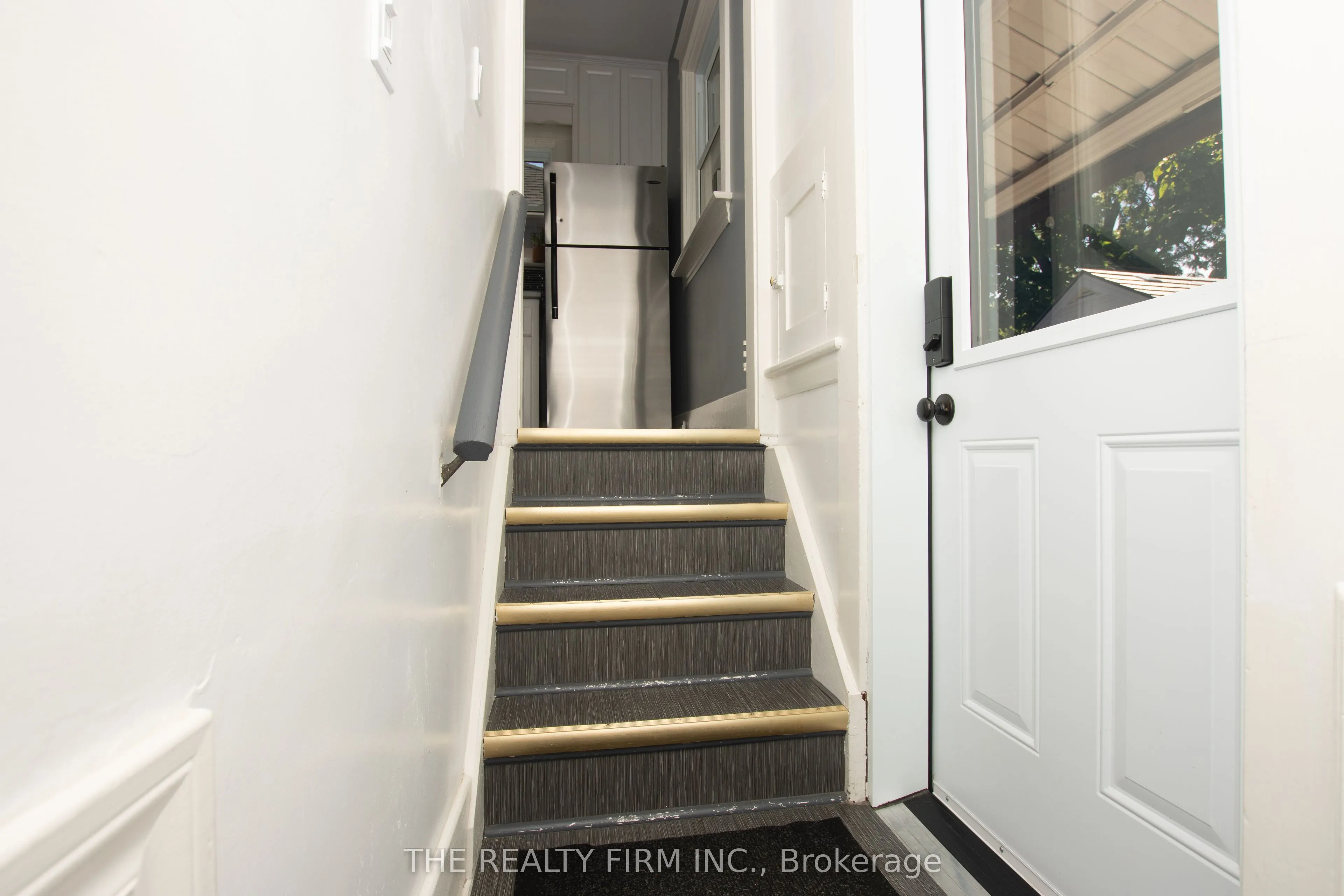 117 Thornton Avenue