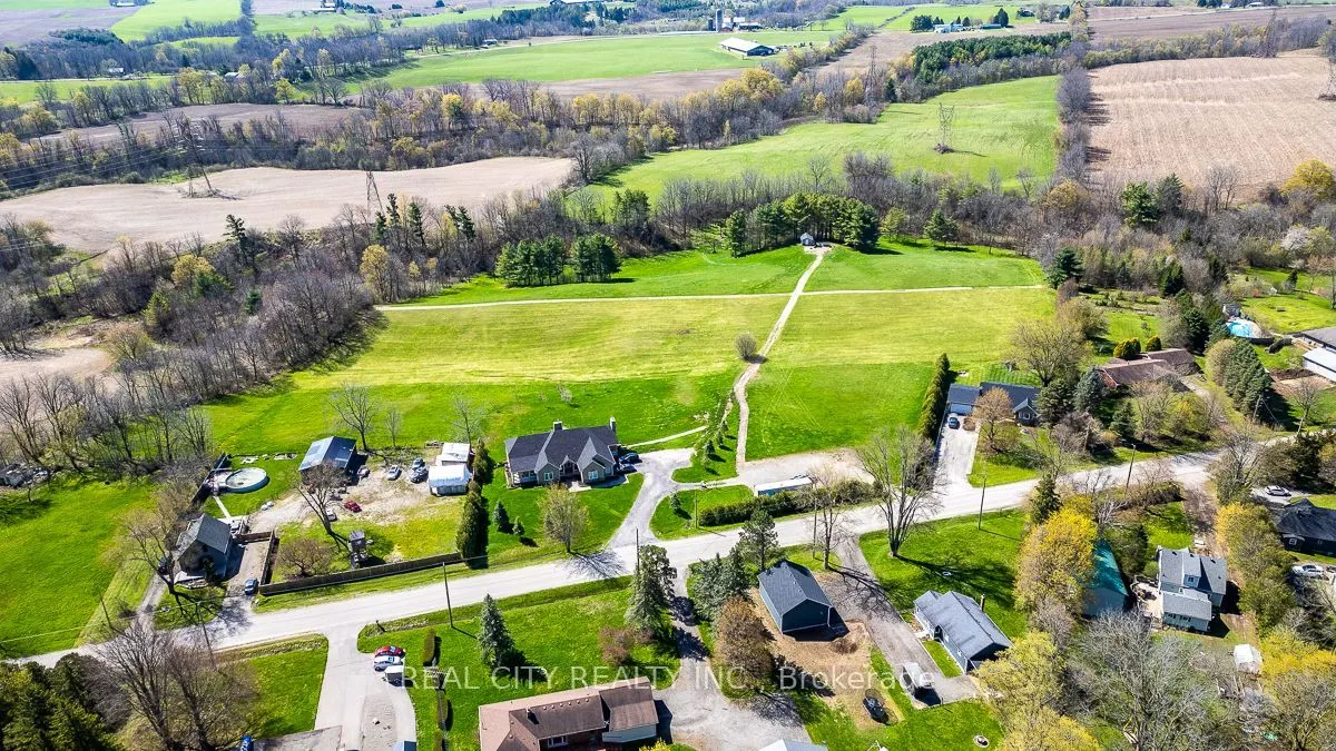 47 River Road