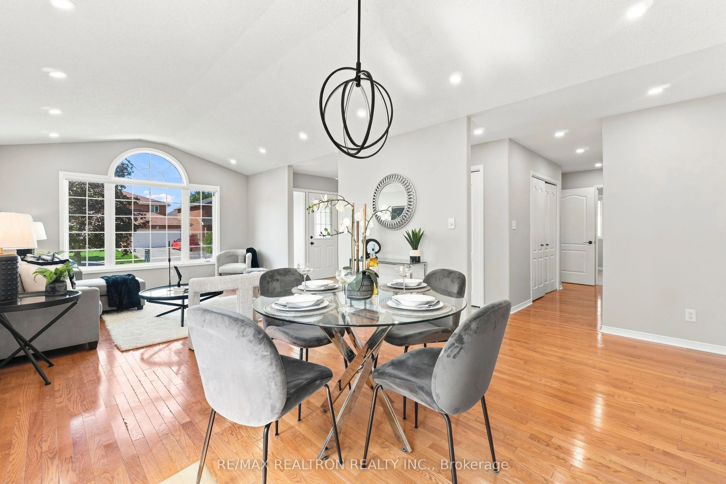 25 Linden Lane