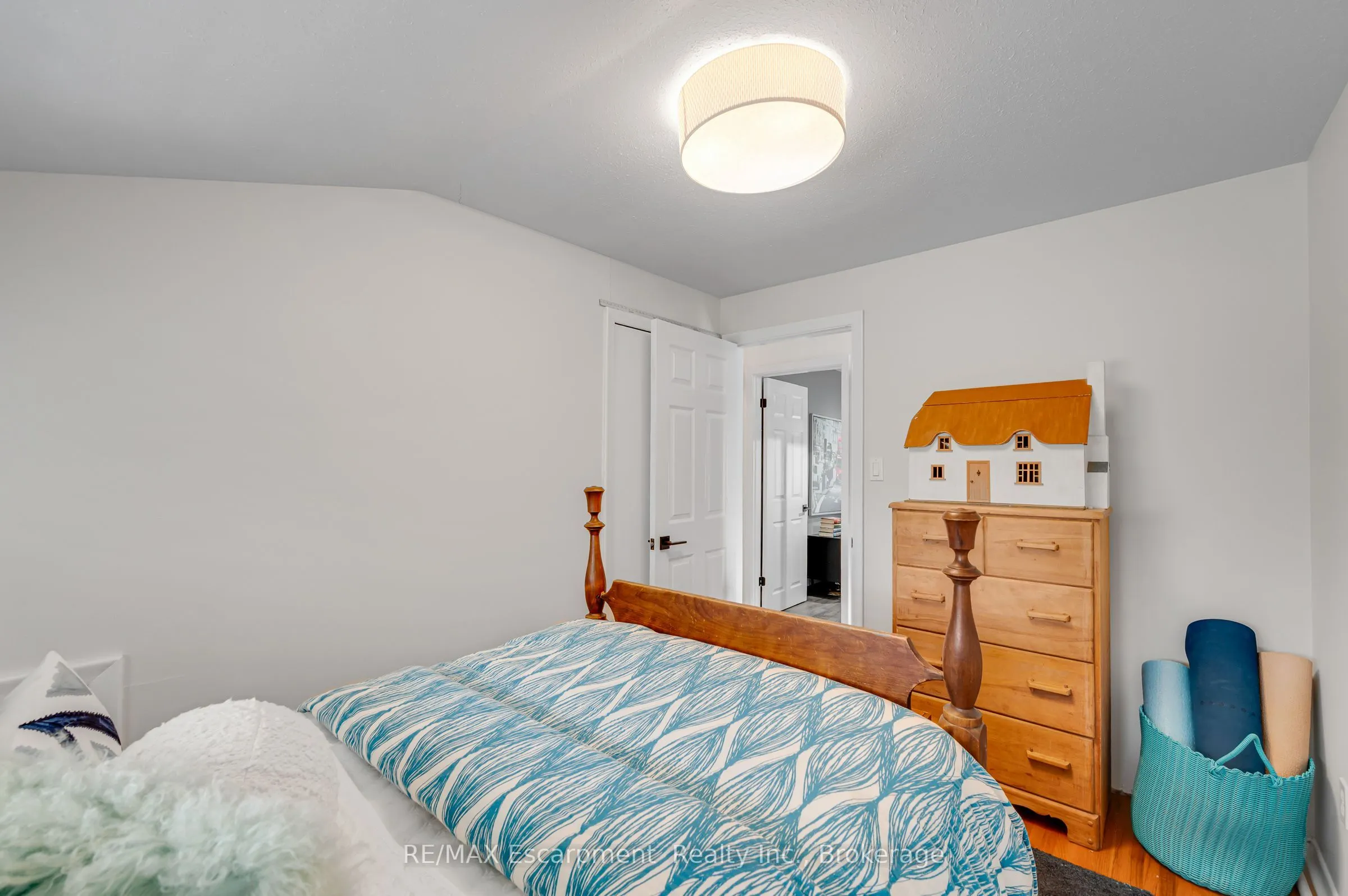 10 Goldfinch Road