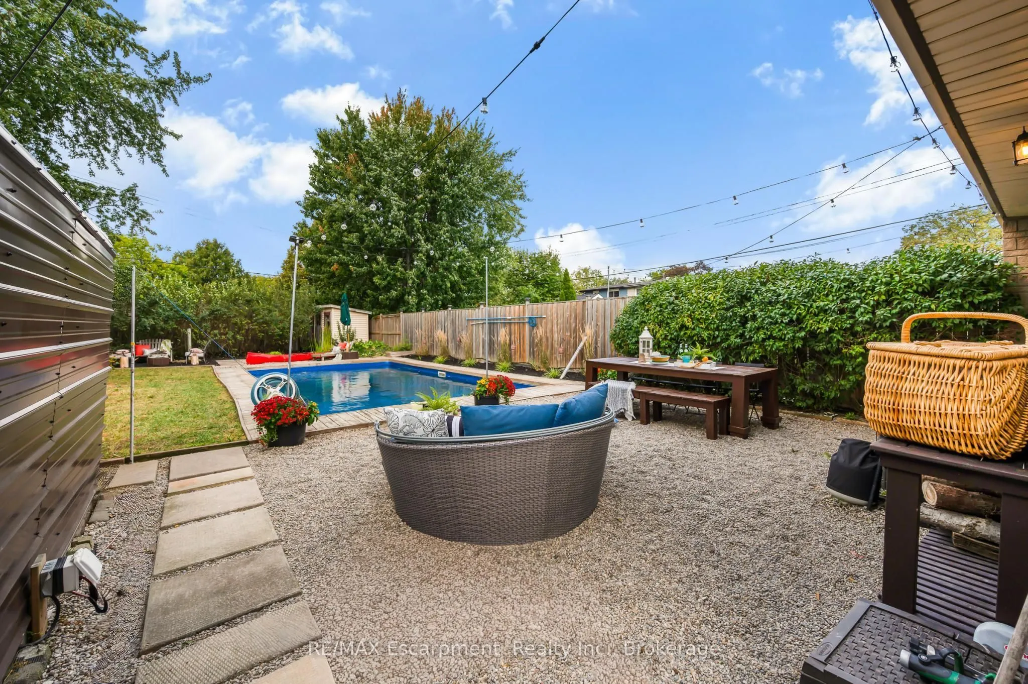 10 Goldfinch Road
