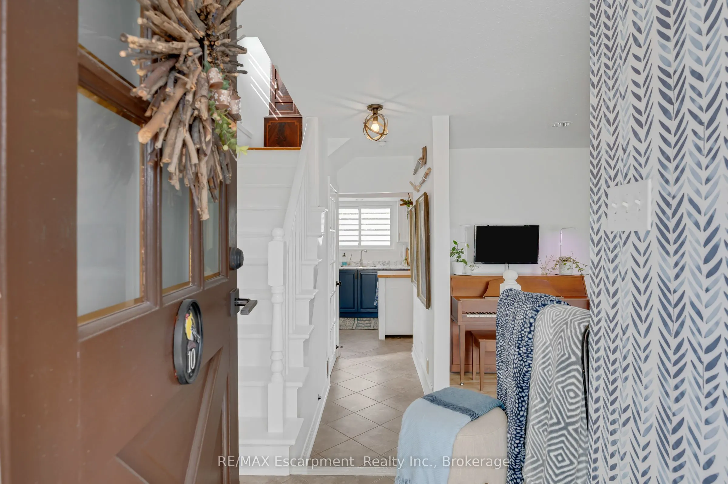 10 Goldfinch Road