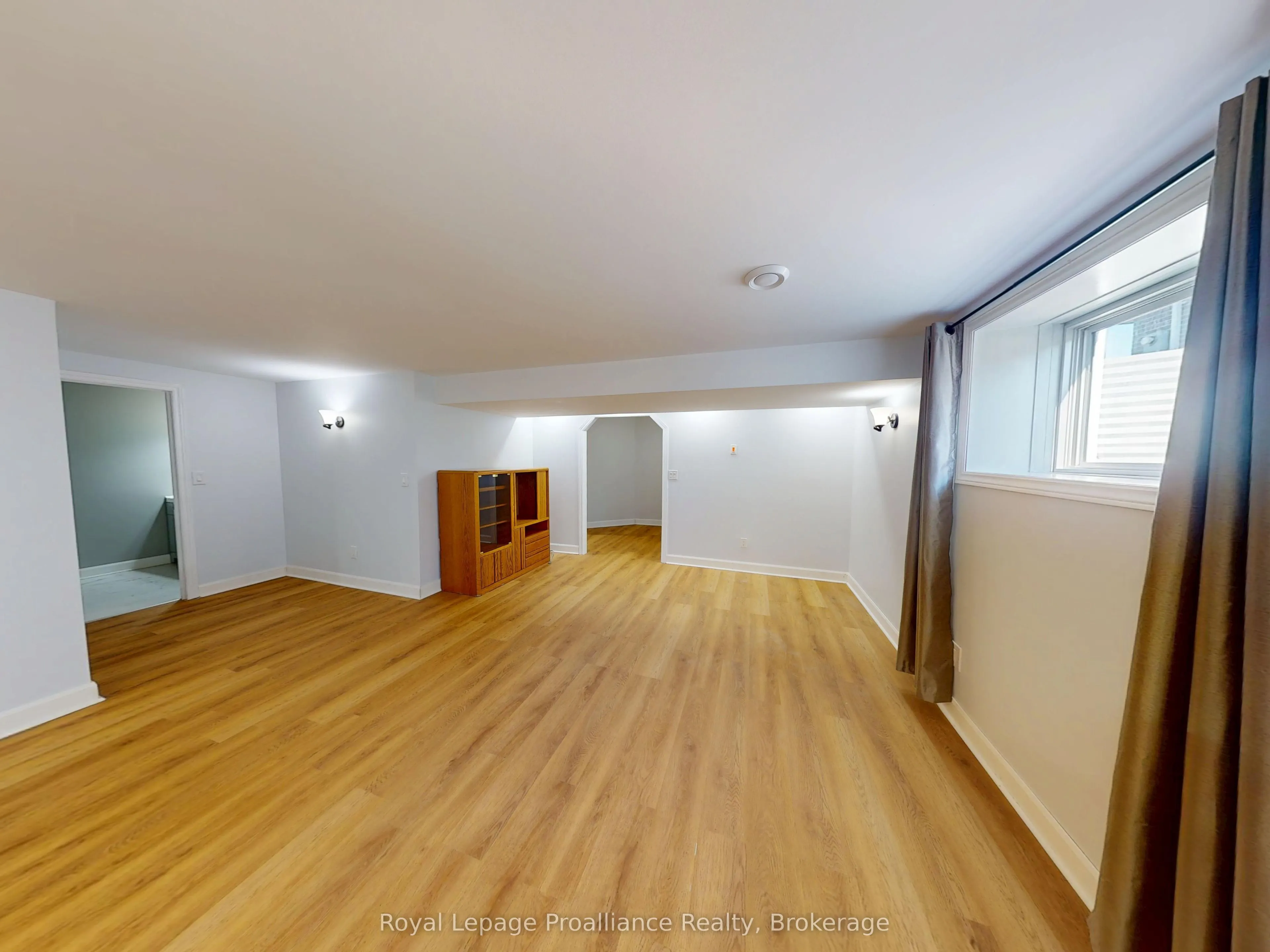 38 Mercedes Drive