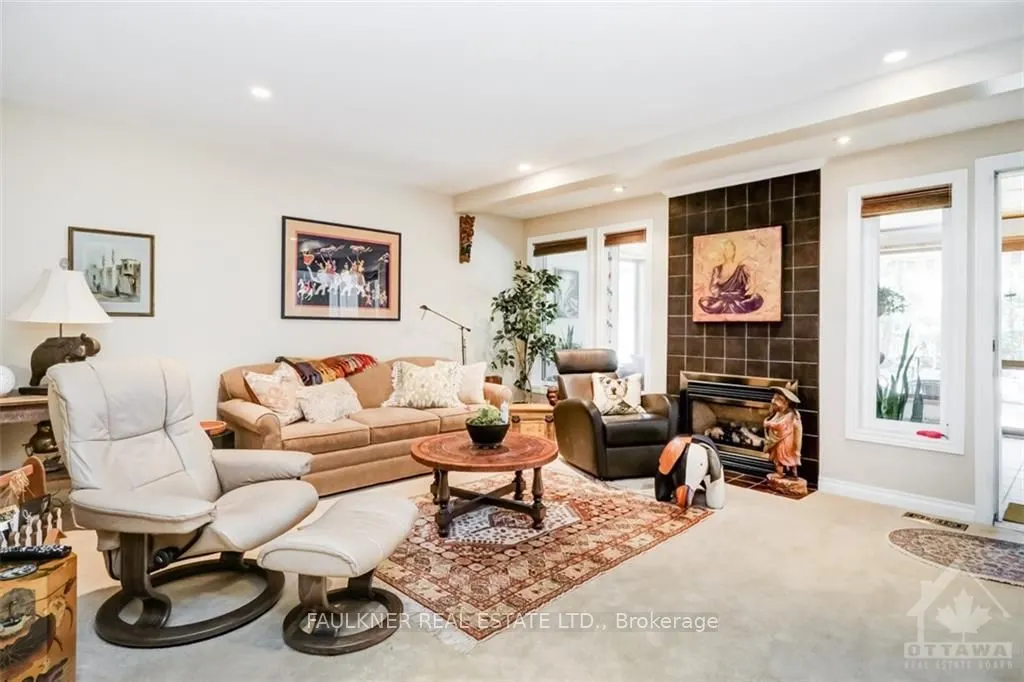722 Echo Drive Drive