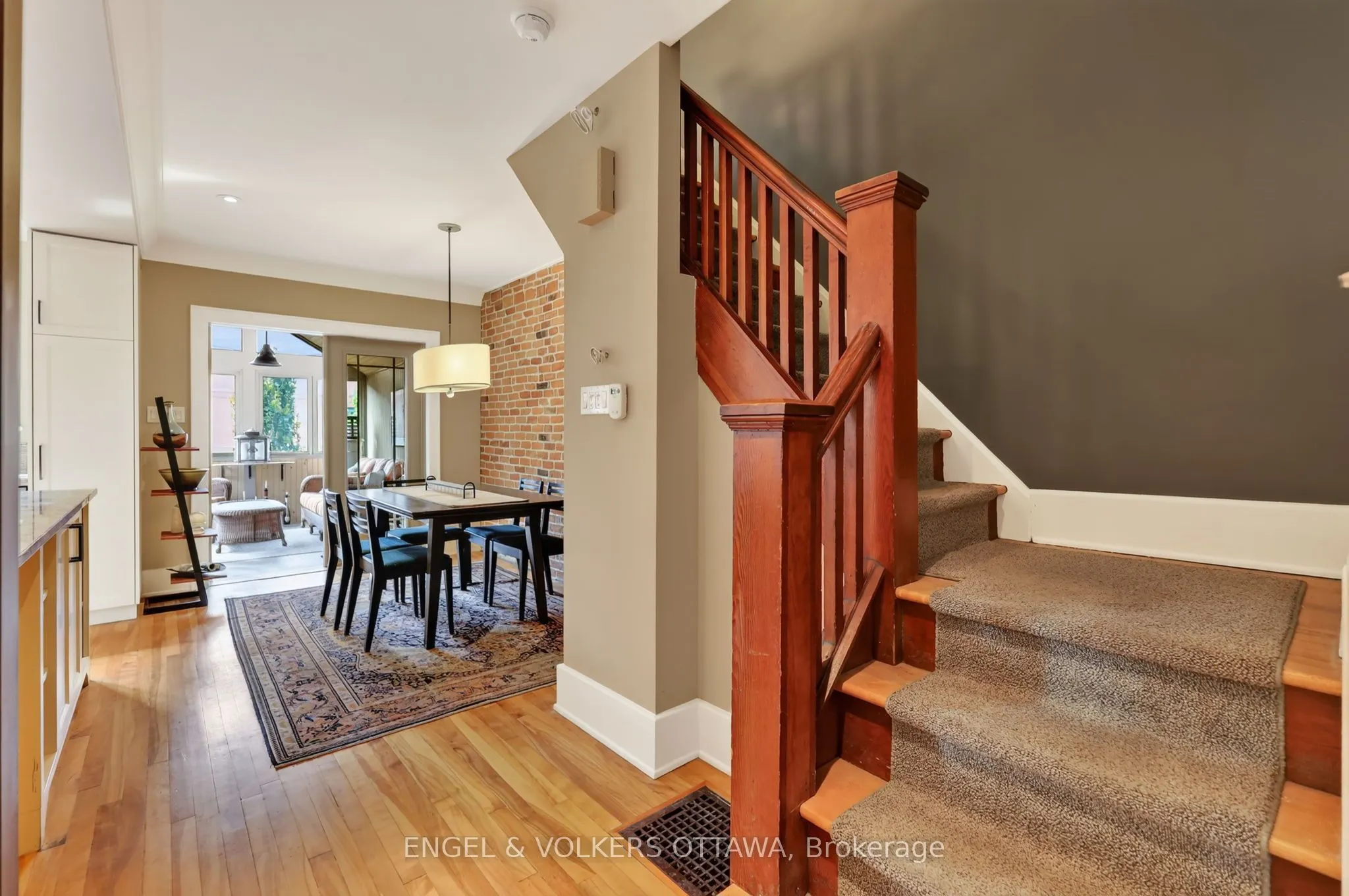 56 Willard Street