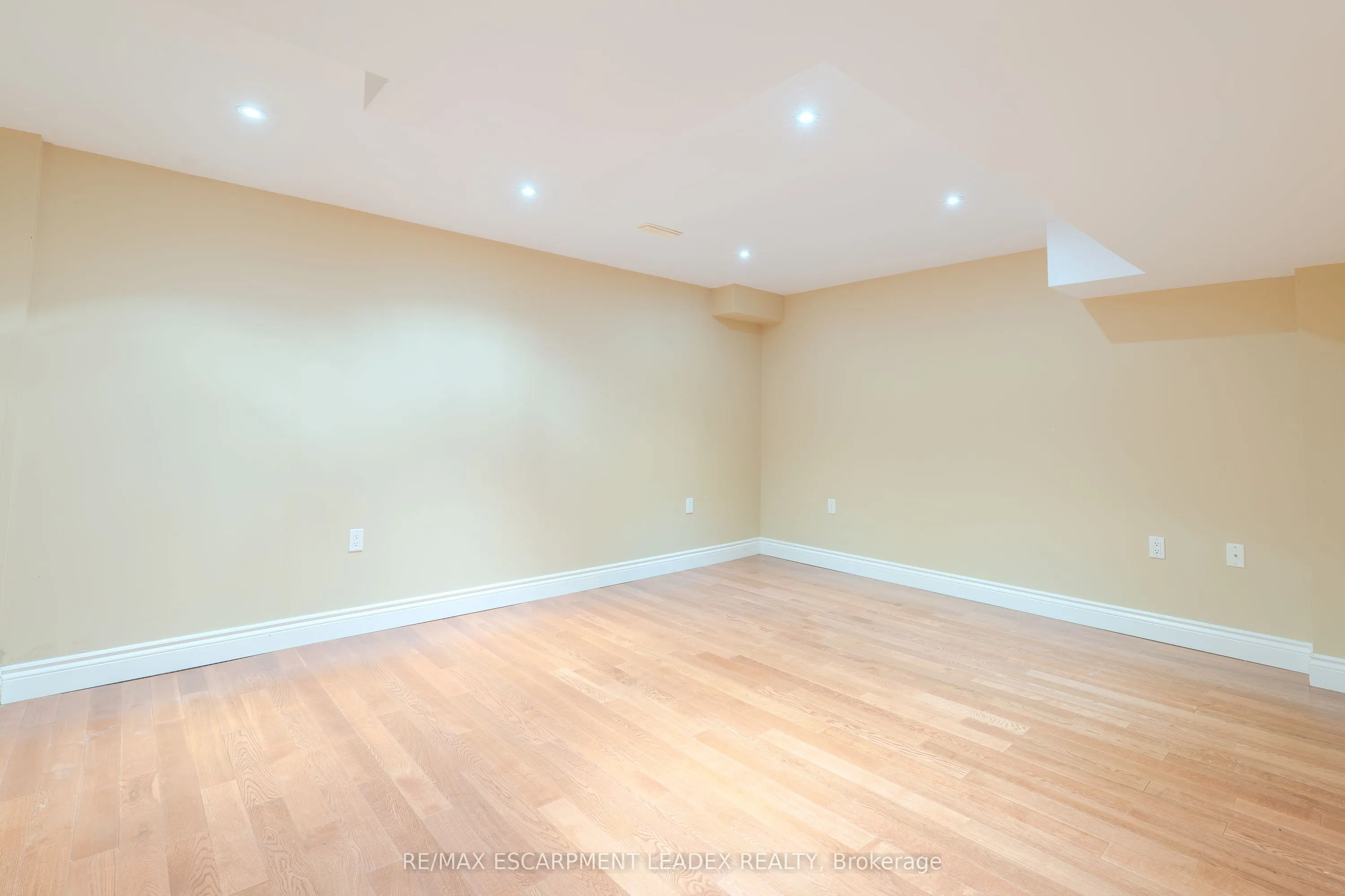 79 Moorland Crescent